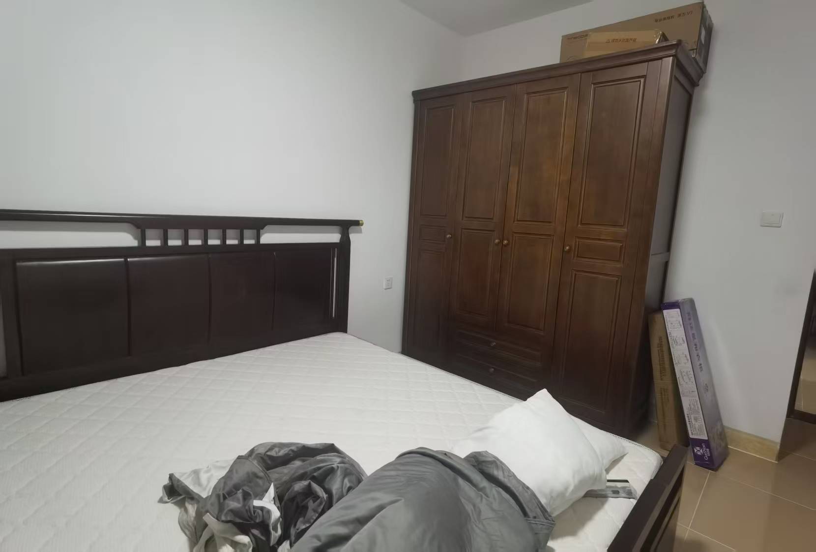 天德园  3室2厅1卫    2800.0元/月 天德园  3室2厅1卫    2800.0元/月室内图