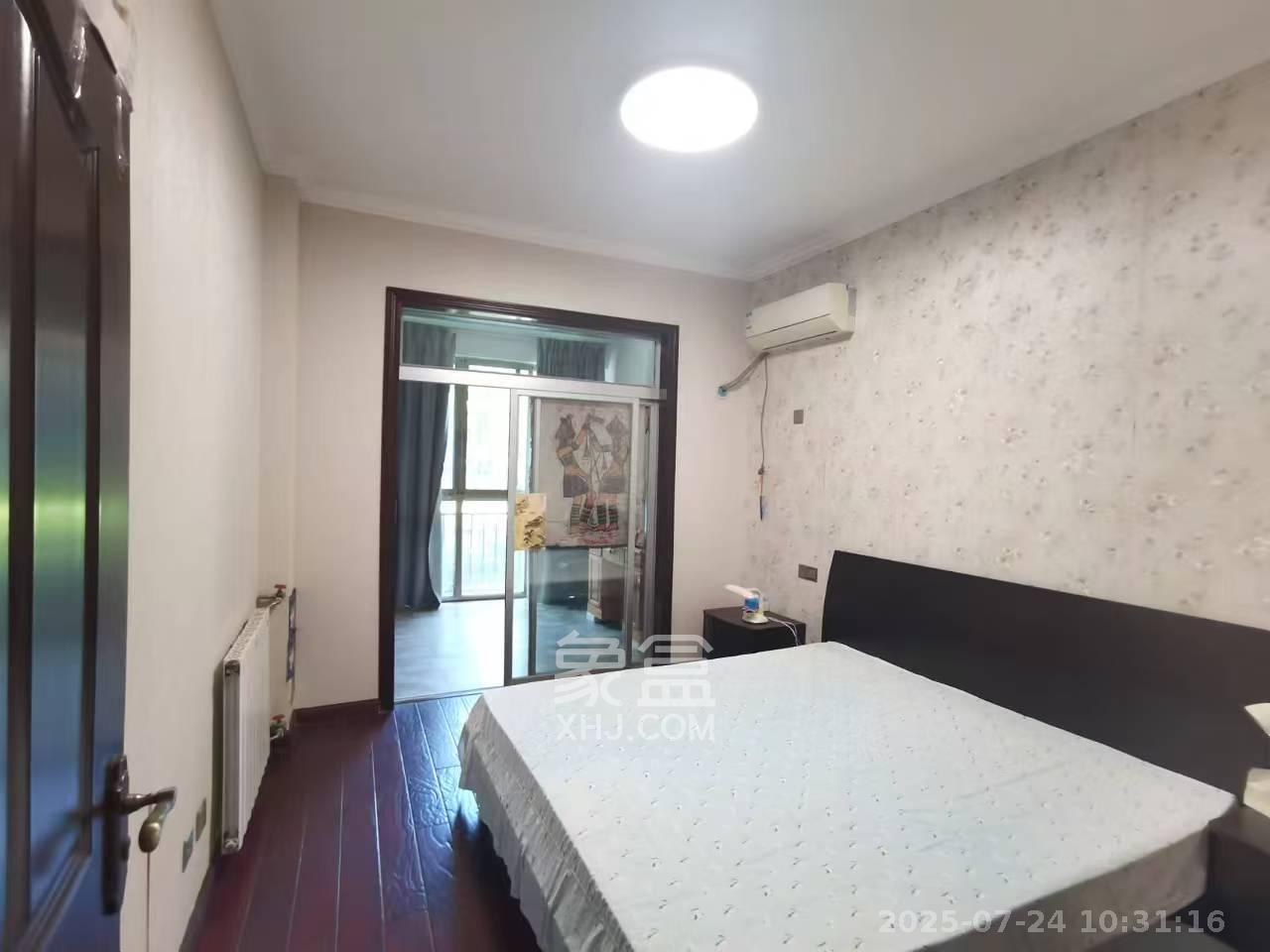 九峰小区(一二三四区)  4室2厅2卫    4100.0元/月 九峰小区(一二三四区)  4室2厅2卫    4100.0元/月