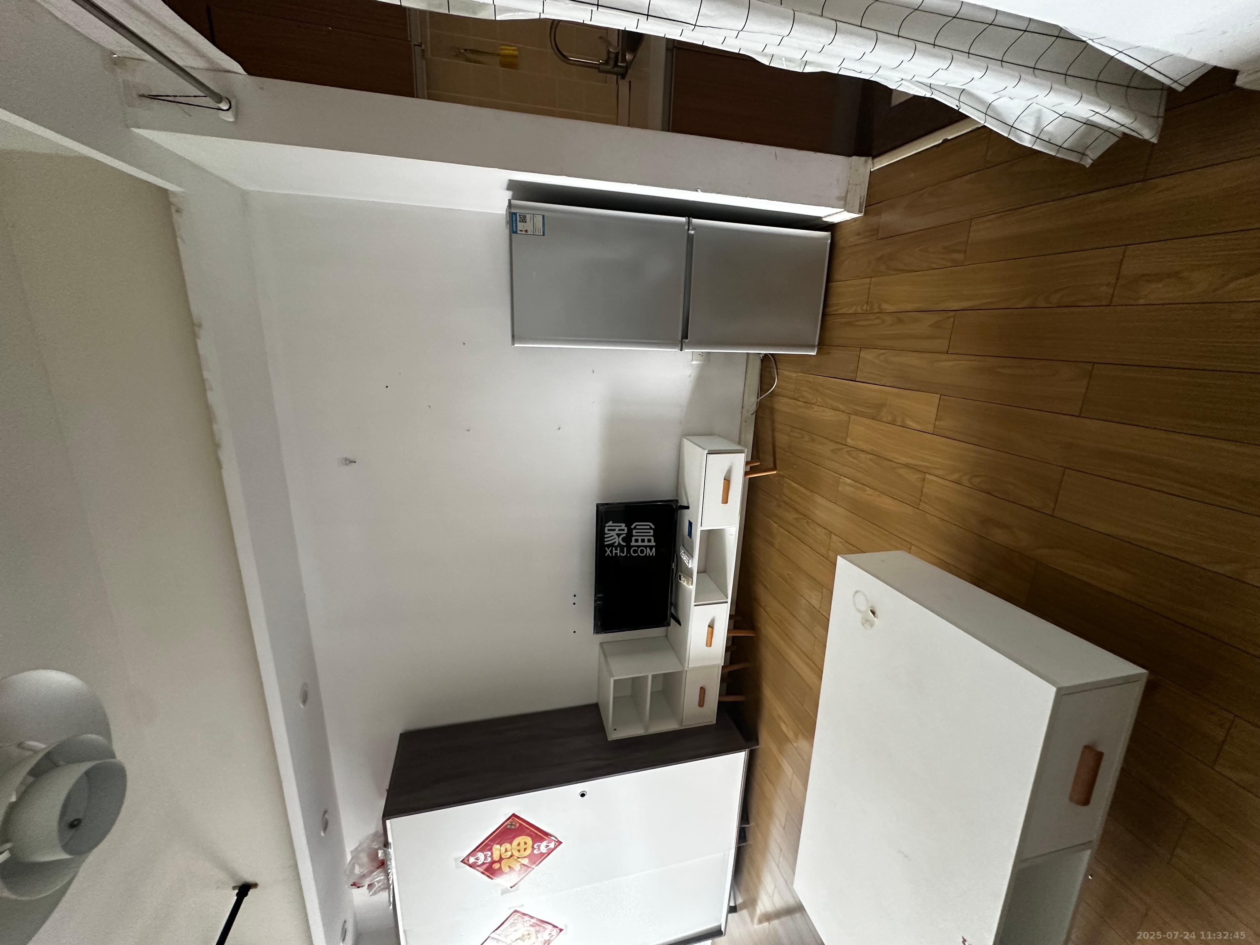 米兰春天  1室1厅1卫    1200.0元/月 米兰春天  1室1厅1卫    1200.0元/月室内图