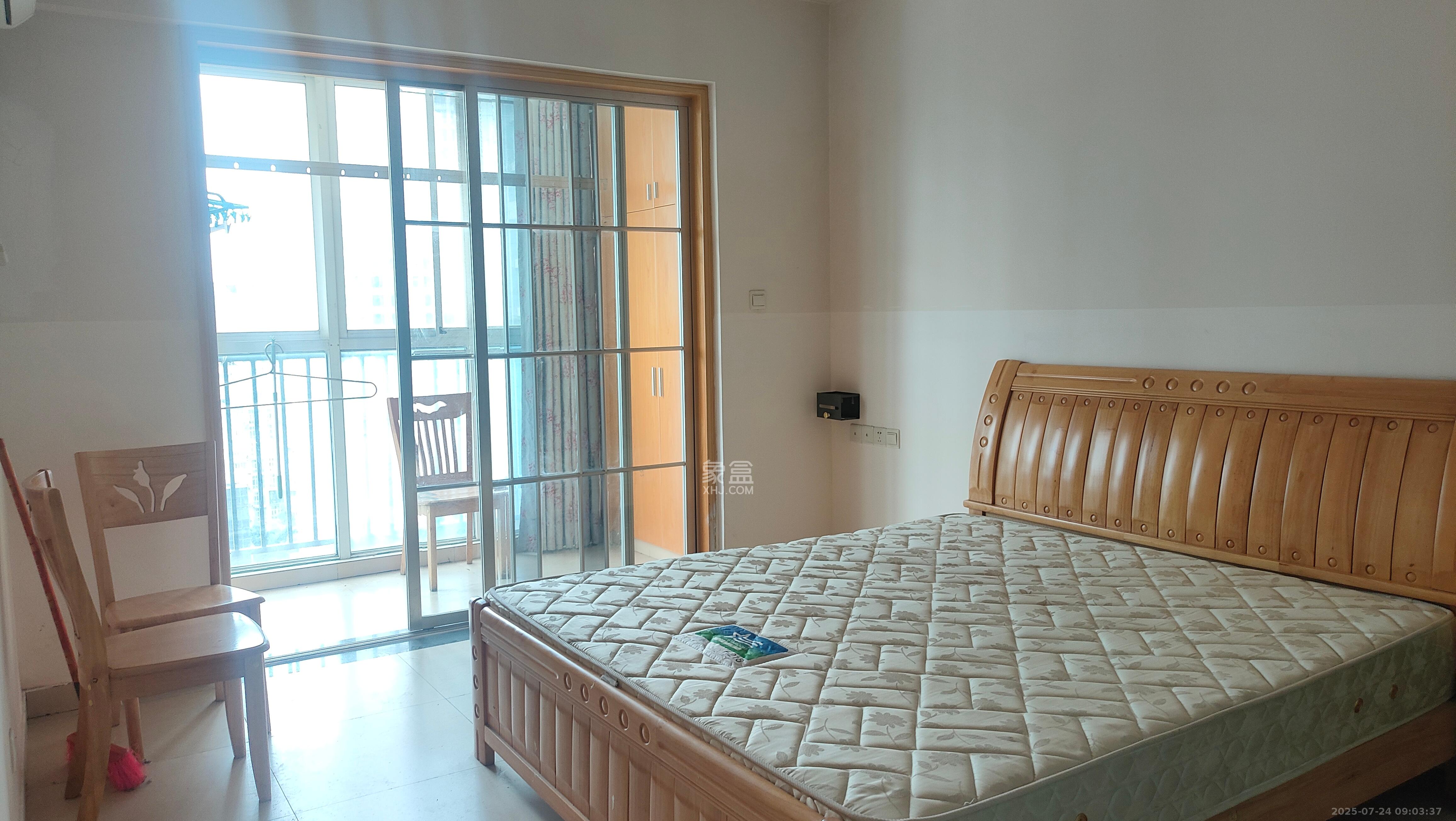 开源鑫景  2室1厅1卫   1600.00元/月室内图