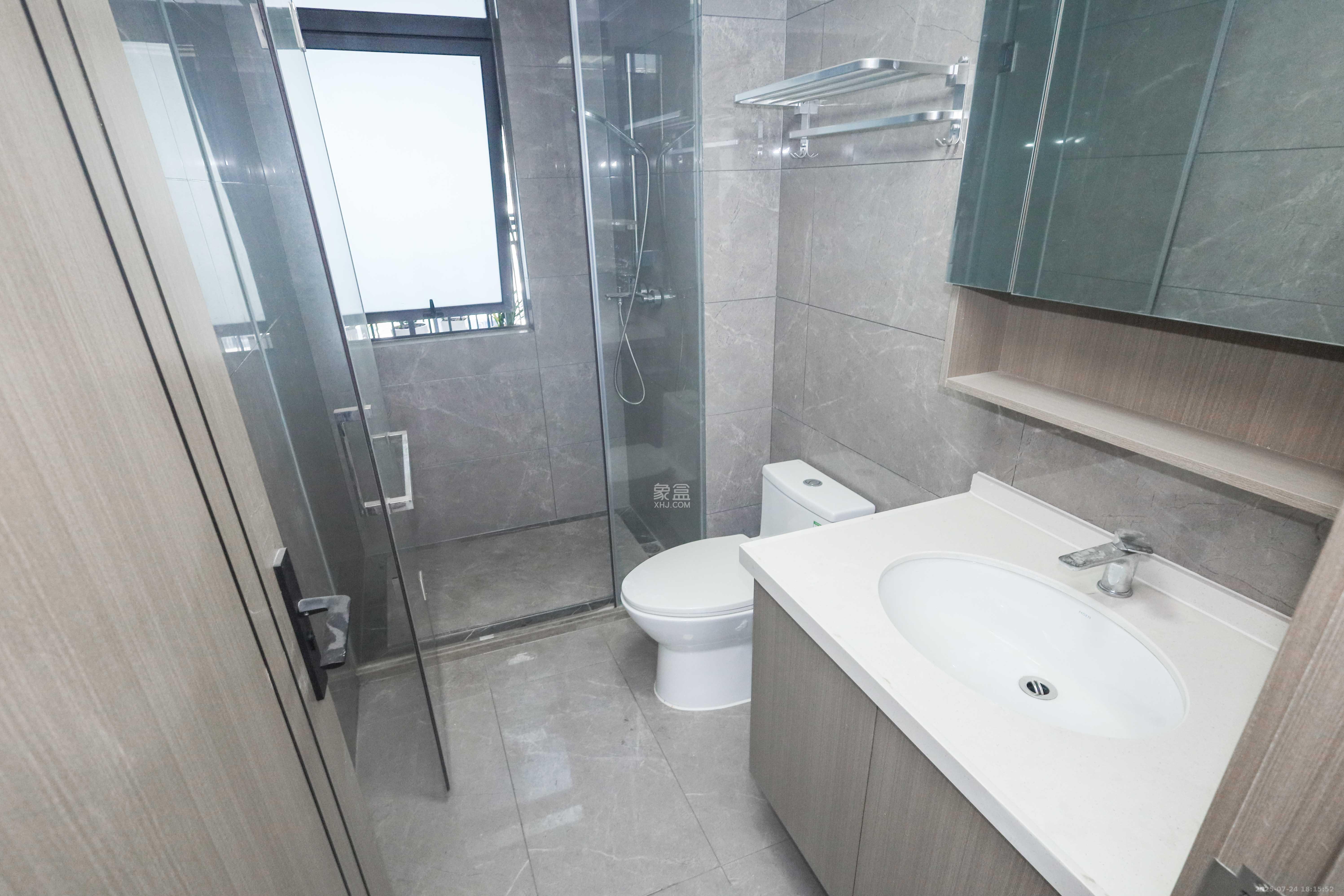 梅溪枫林  3室1厅1卫    108.0万 梅溪枫林  3室1厅1卫    108.0万卫生间