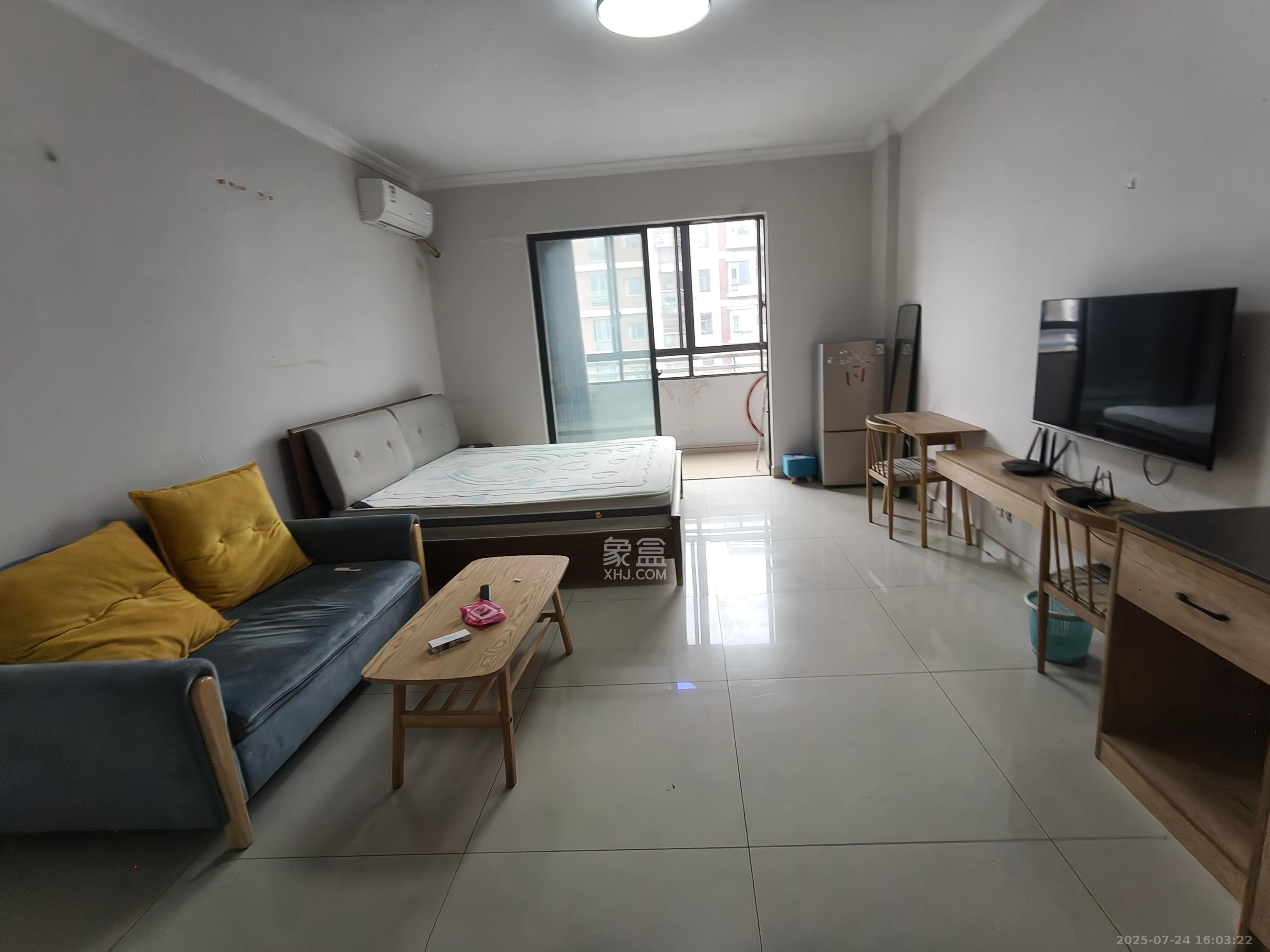 星城映象 1室1厅1卫 1600.0元/月 星城映象 1室1厅1卫 1600.0元/月室内图