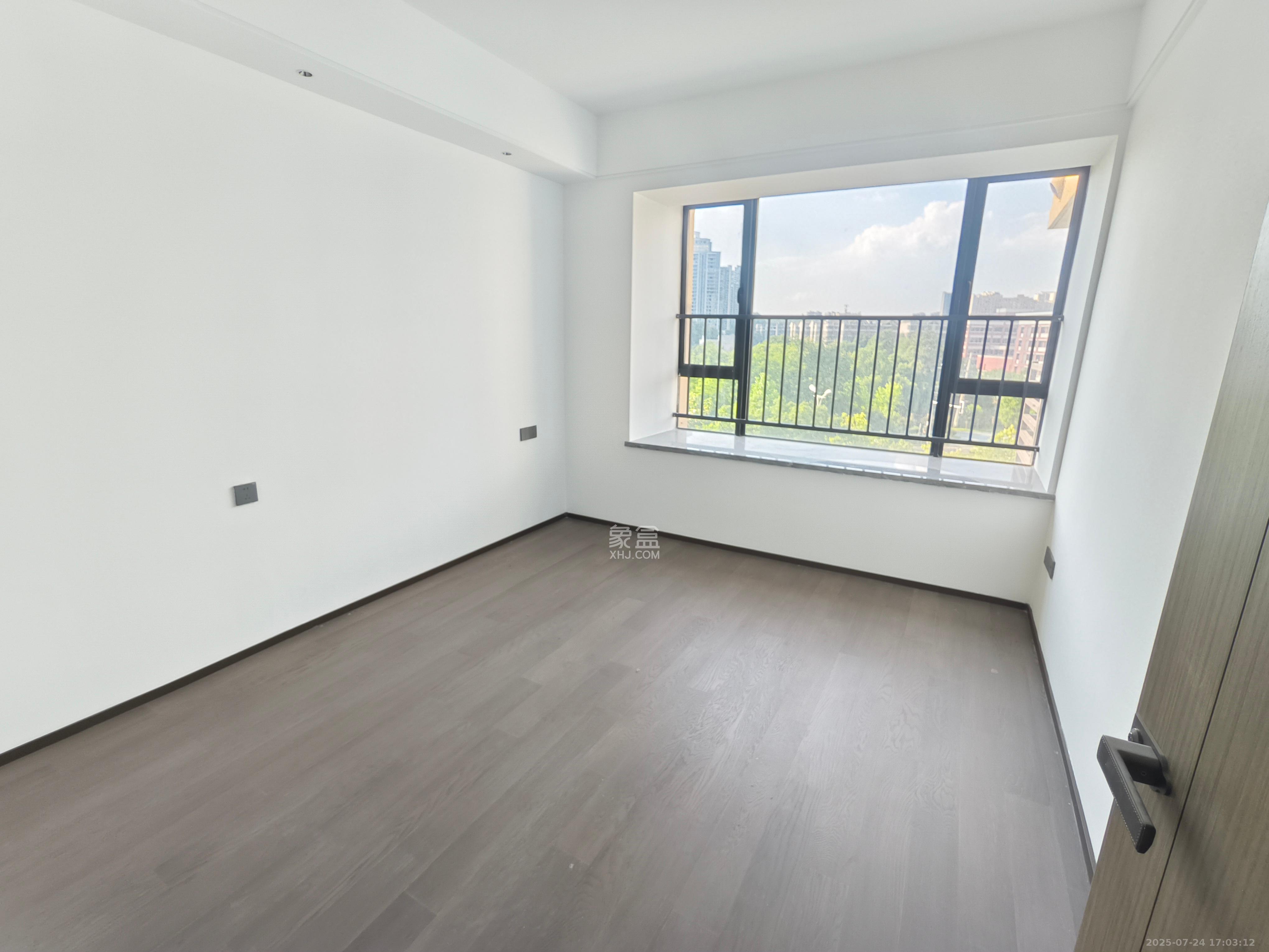 中欣楚天御府B区观澜 3室2厅2卫 4500.0元/月 中欣楚天御府B区观澜 3室2厅2卫 4500.0元/月室内图