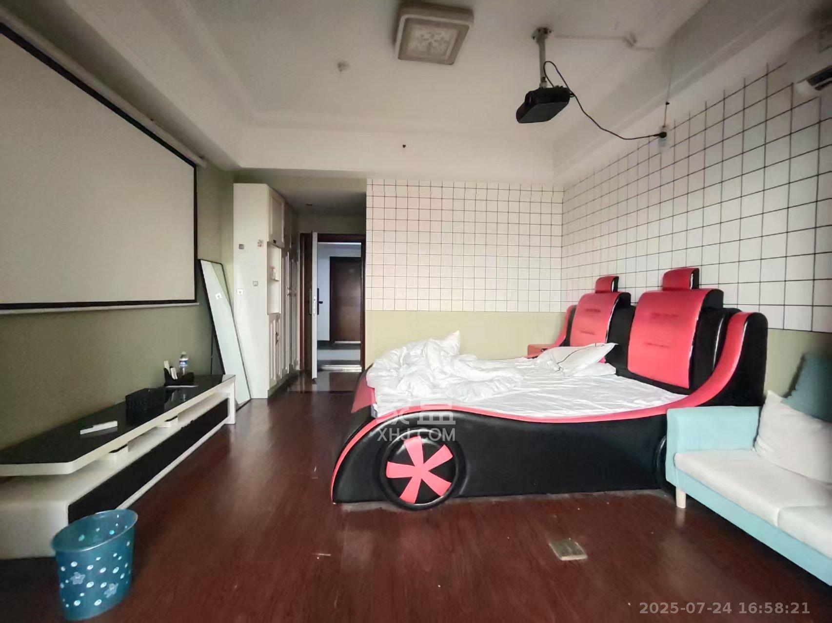 天元涉外景园B区 1室1厅1卫 1500.0元/月 天元涉外景园B区 1室1厅1卫 1500.0元/月室内图