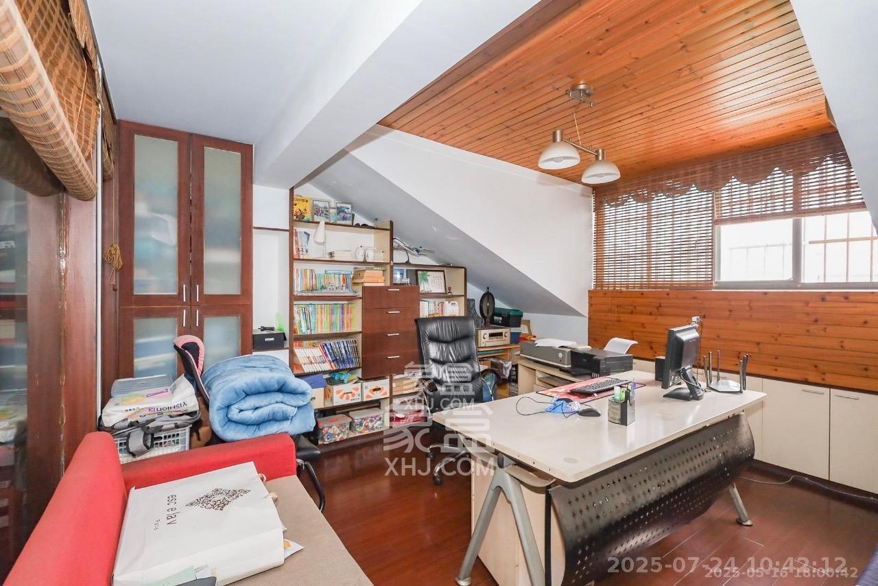 枫林绿洲 5室2厅3卫 2600.0元/月 枫林绿洲 5室2厅3卫 2600.0元/月室内图