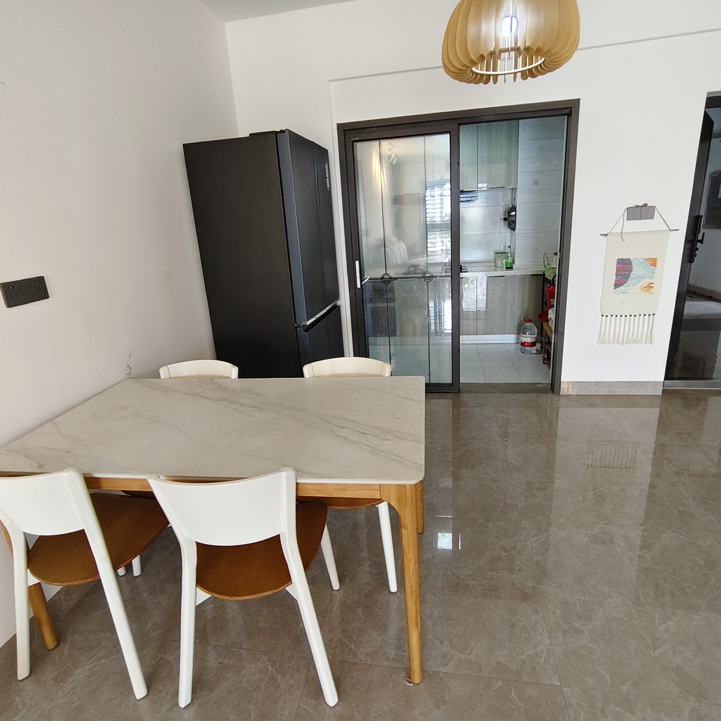 世茂璀璨滨江 3室2厅2卫 2599.0元/月 世茂璀璨滨江 3室2厅2卫 2599.0元/月室内图