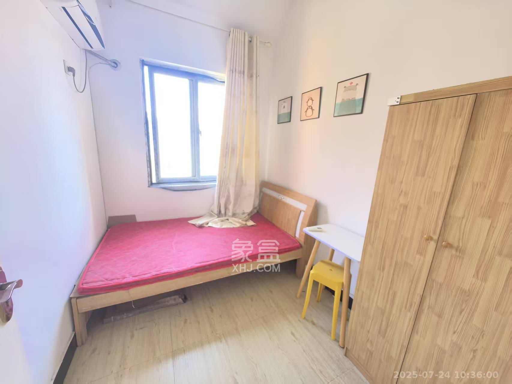 山水湾 3室2厅1卫 1700.0元/月 山水湾 3室2厅1卫 1700.0元/月室内图