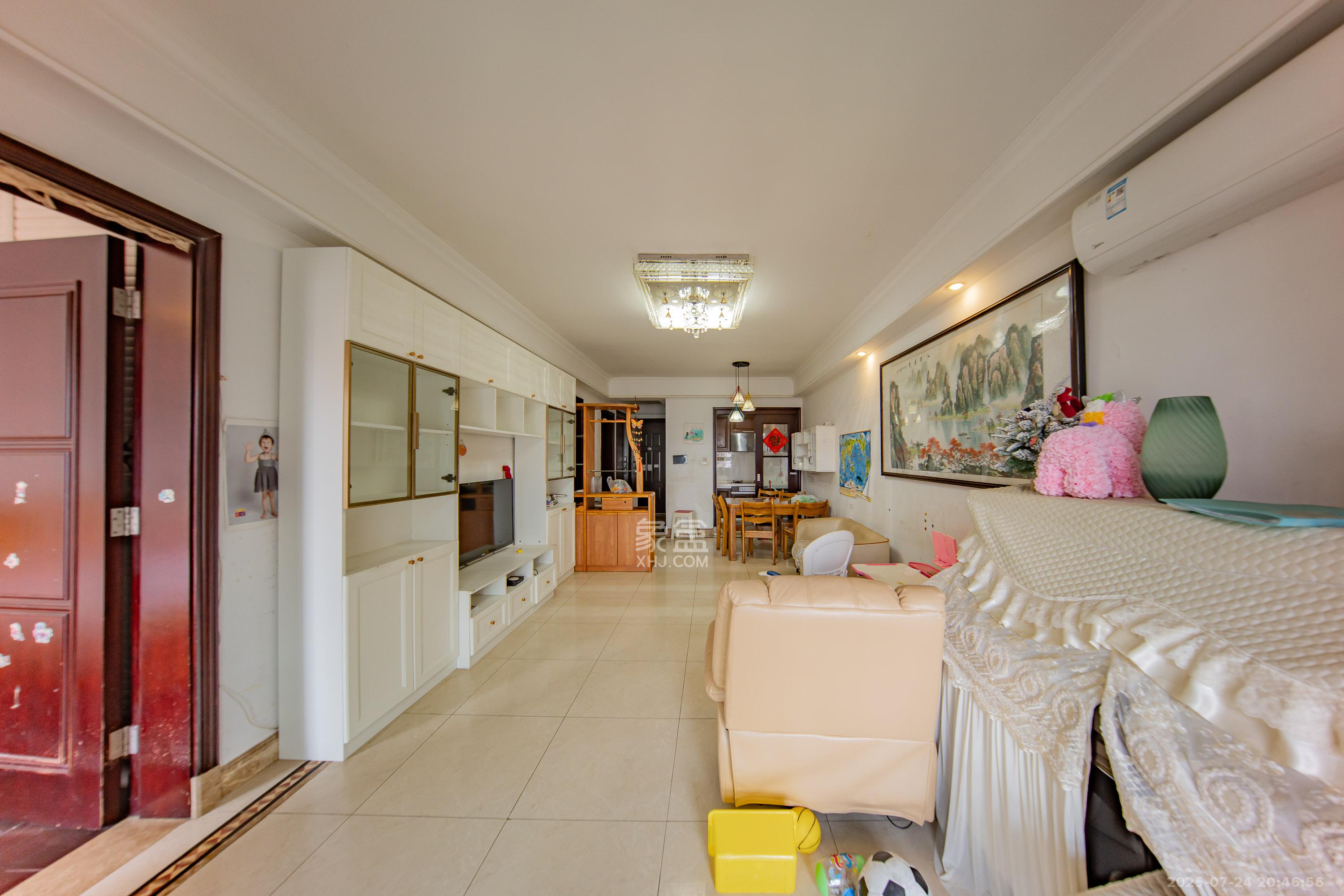 中海国际一期 3室2厅1卫 1800.0元/月 中海国际一期 3室2厅1卫 1800.0元/月室内图