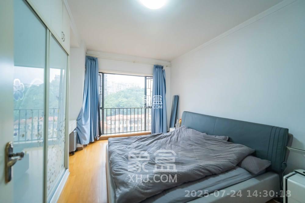 中城丽景香山园  3室2厅1卫    2600.0元/月室内图