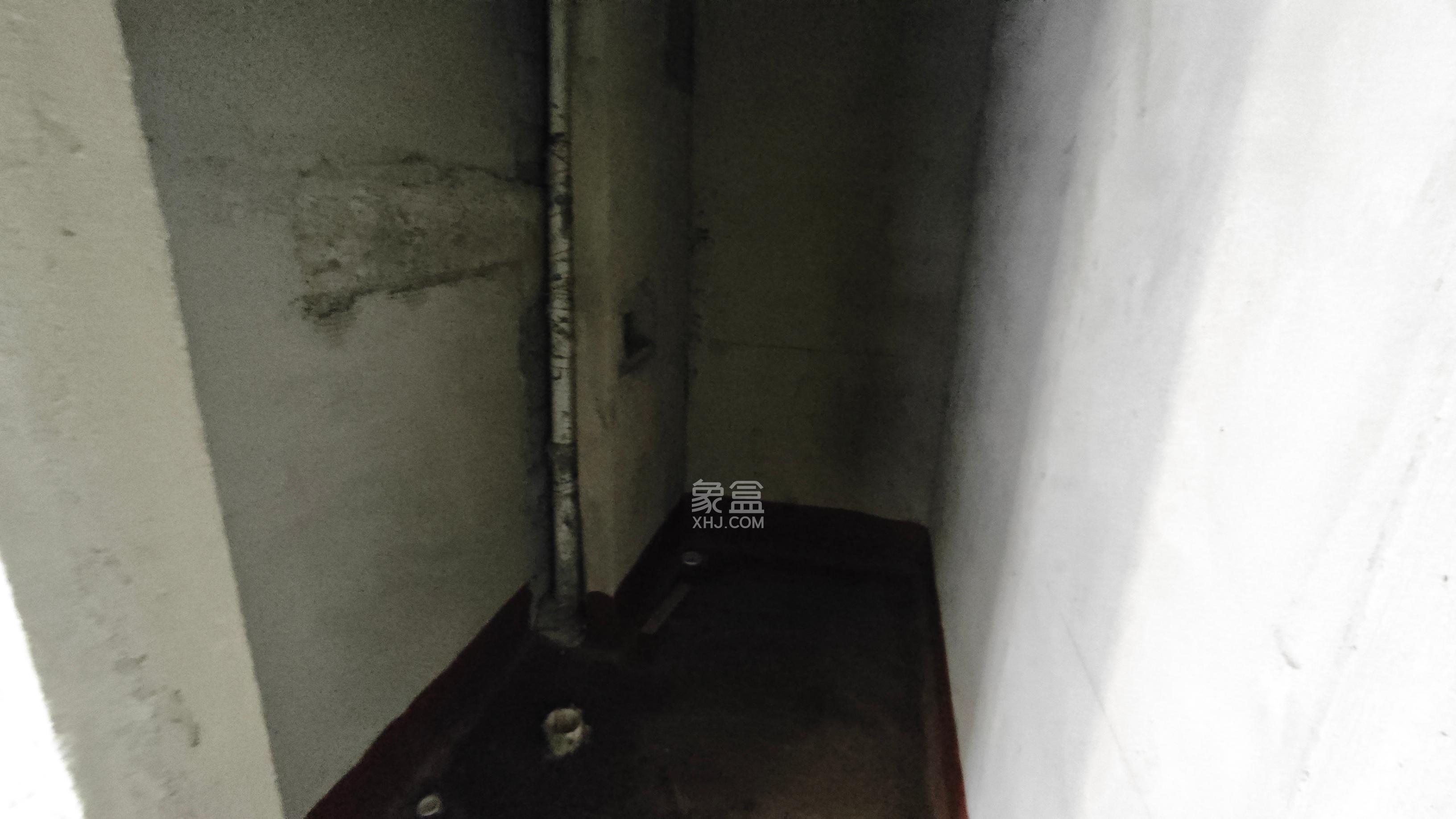 九华湘江富力城  6室3厅4卫   358.00万客厅