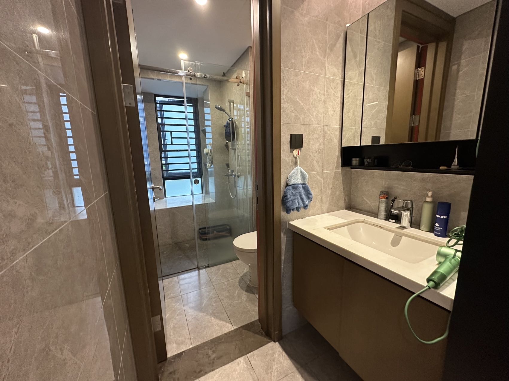 仁恒海棠公园(二期) 3室2厅2卫 398.0万 仁恒海棠公园(二期) 3室2厅2卫 398.0万客厅