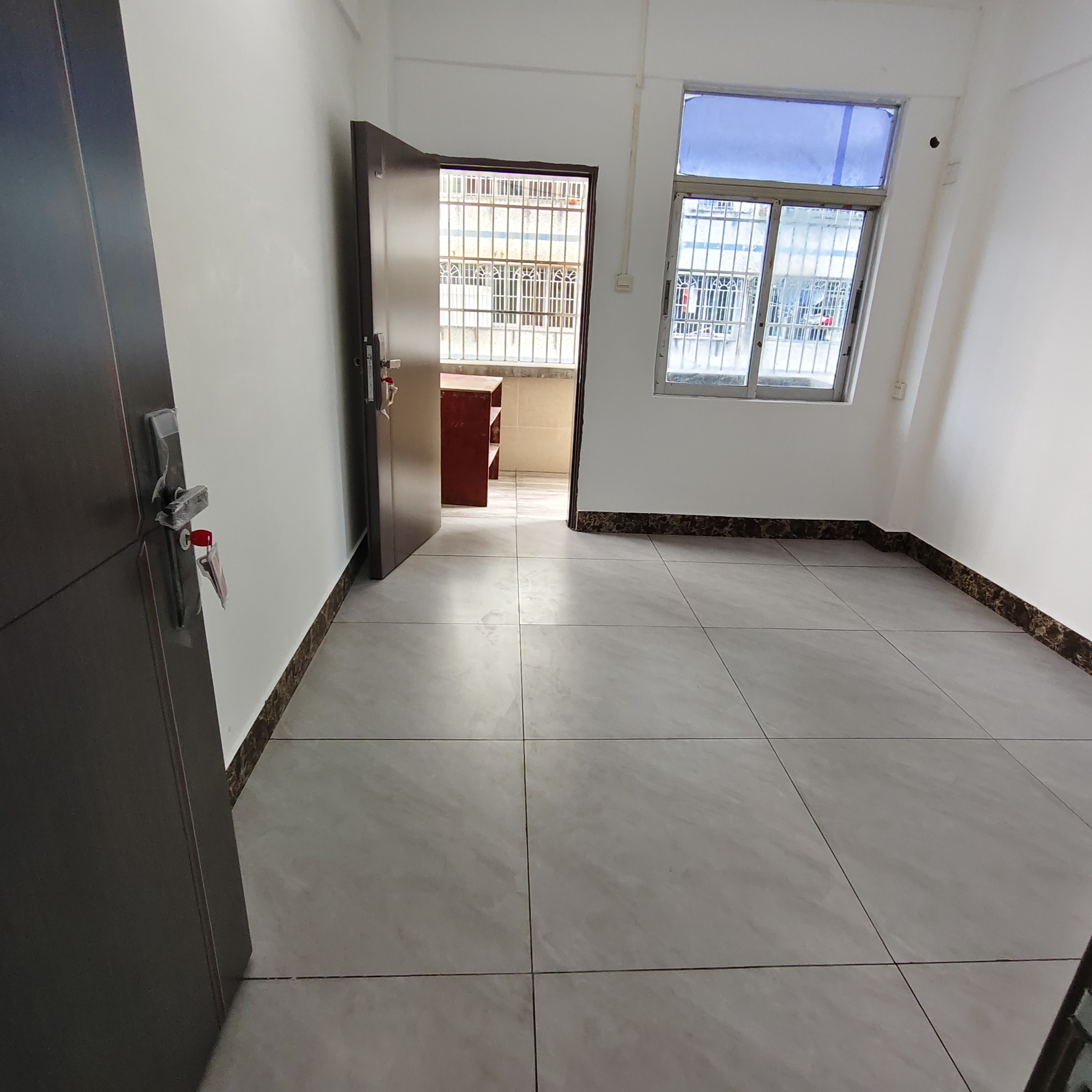 铸管宿舍 3室2厅1卫 1900.0元/月 铸管宿舍 3室2厅1卫 1900.0元/月室内图