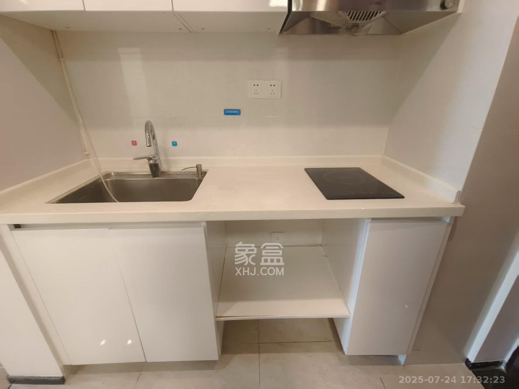 中海国际二期  1室1厅1卫    1200.0元/月 中海国际二期  1室1厅1卫    1200.0元/月