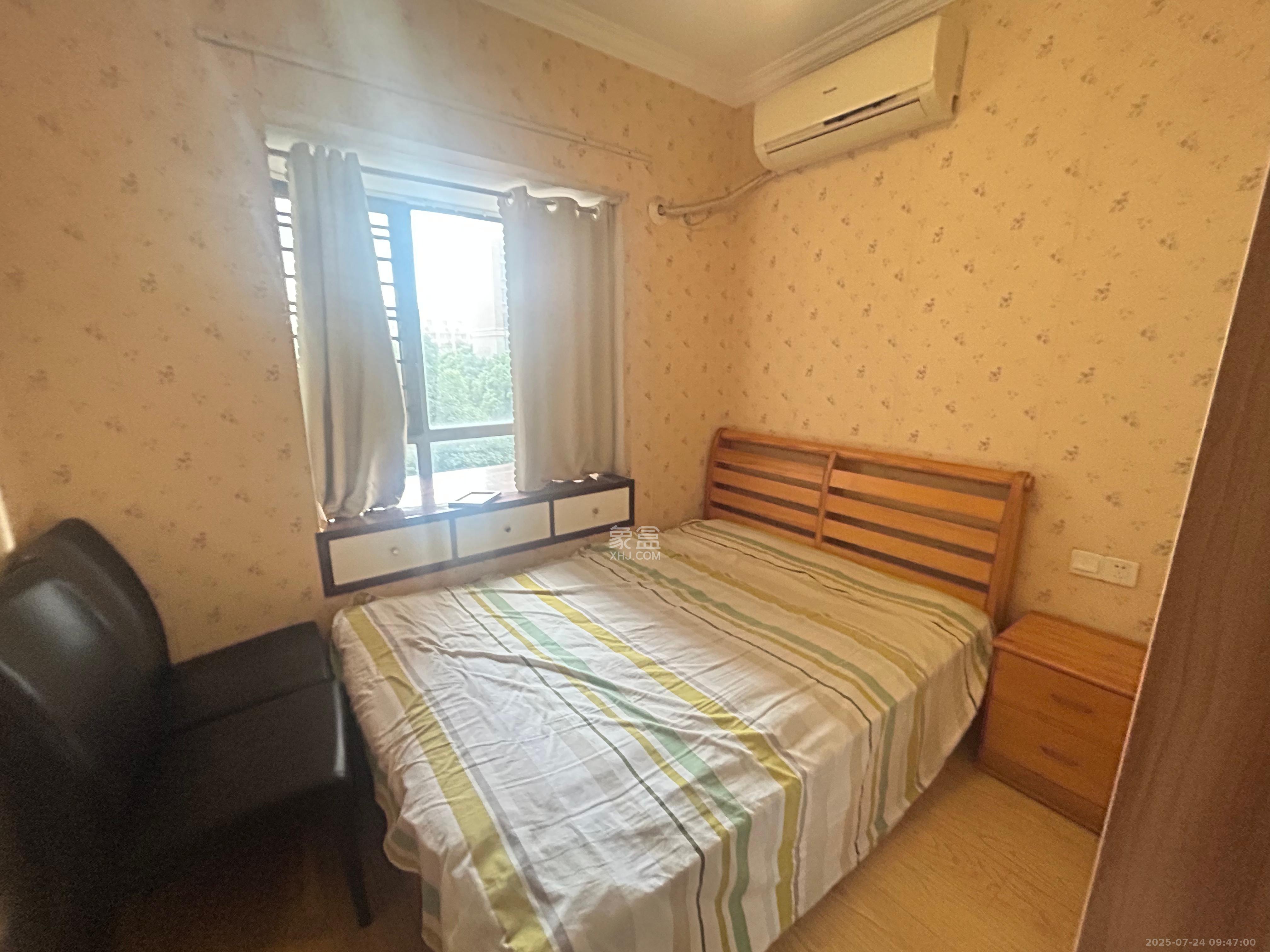 上海城小区 4室2厅2卫 2500.0元/月 上海城小区 4室2厅2卫 2500.0元/月室内图