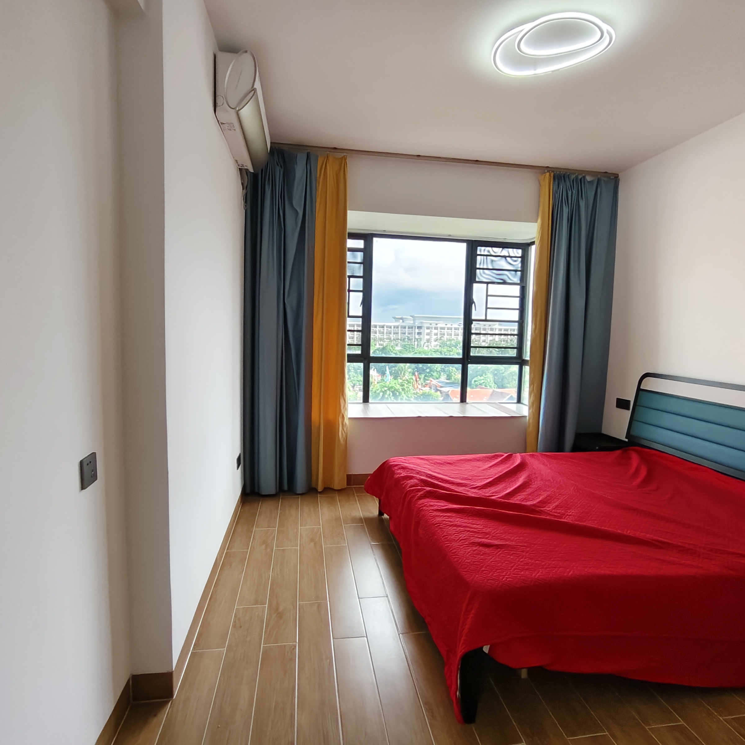 世茂璀璨滨江 3室2厅2卫 2599.0元/月 世茂璀璨滨江 3室2厅2卫 2599.0元/月室内图