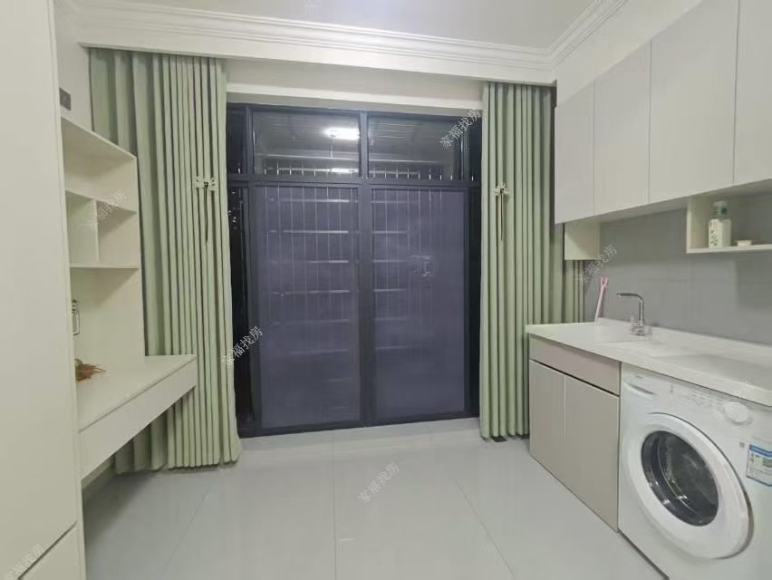 新世界建材城  3室2厅2卫    63.8万 新世界建材城  3室2厅2卫    63.8万客厅