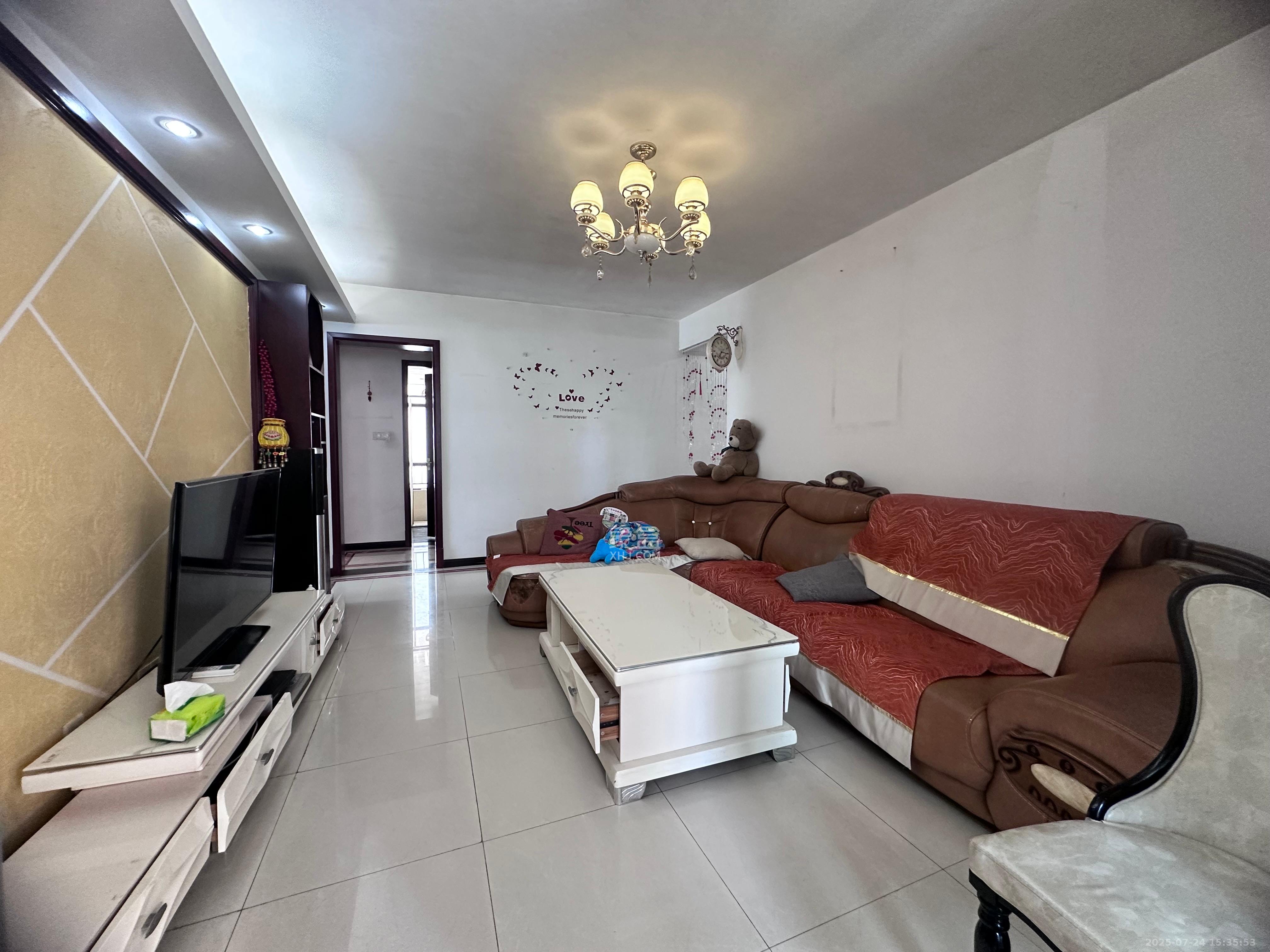 中海国际二期  3室2厅2卫    2200.0元/月 中海国际二期  3室2厅2卫    2200.0元/月室内图