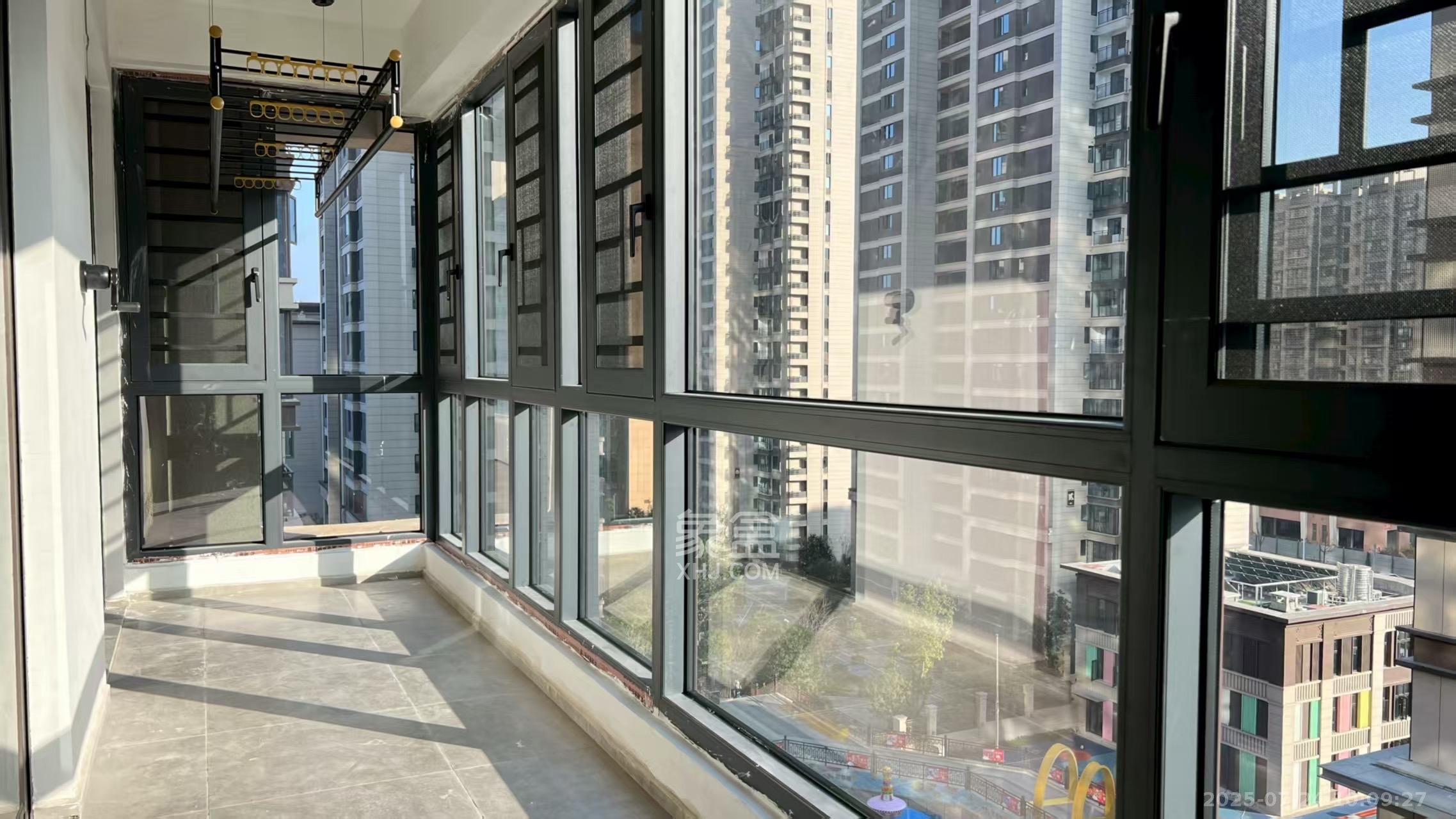 金茂建发泊悦  4室2厅2卫    4500.0元/月室内图