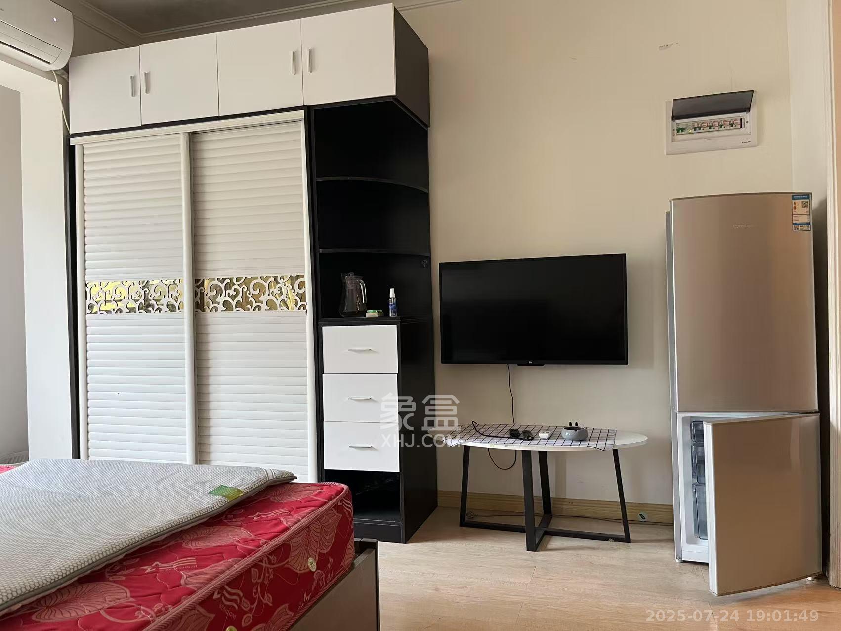 五江天街北区 1室1厅1卫 1700.0元/月 五江天街北区 1室1厅1卫 1700.0元/月室内图