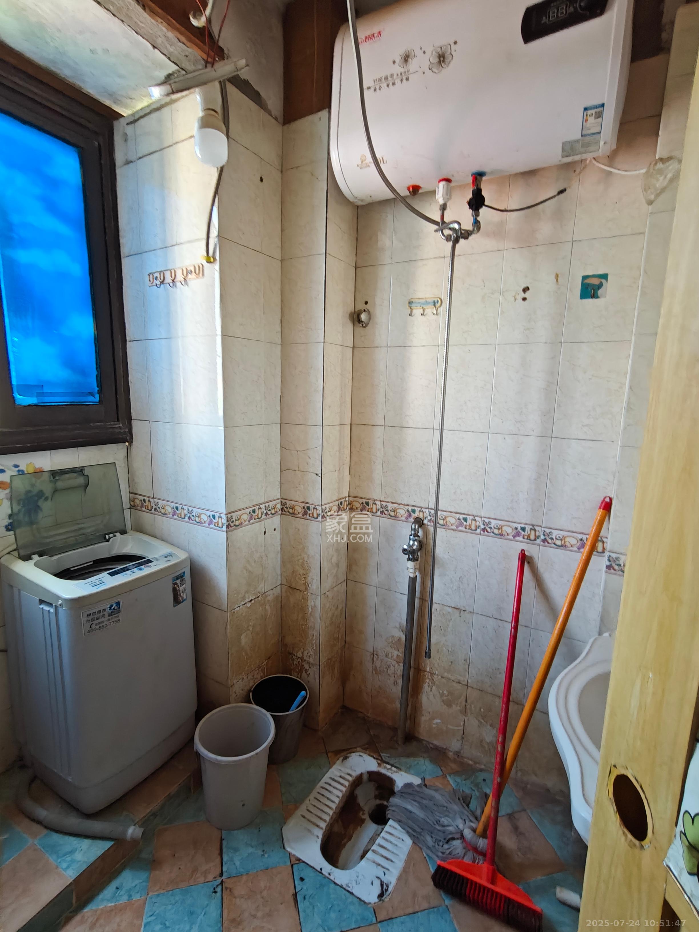 向韶村 2室1厅1卫 1500.0元/月 向韶村 2室1厅1卫 1500.0元/月室内图