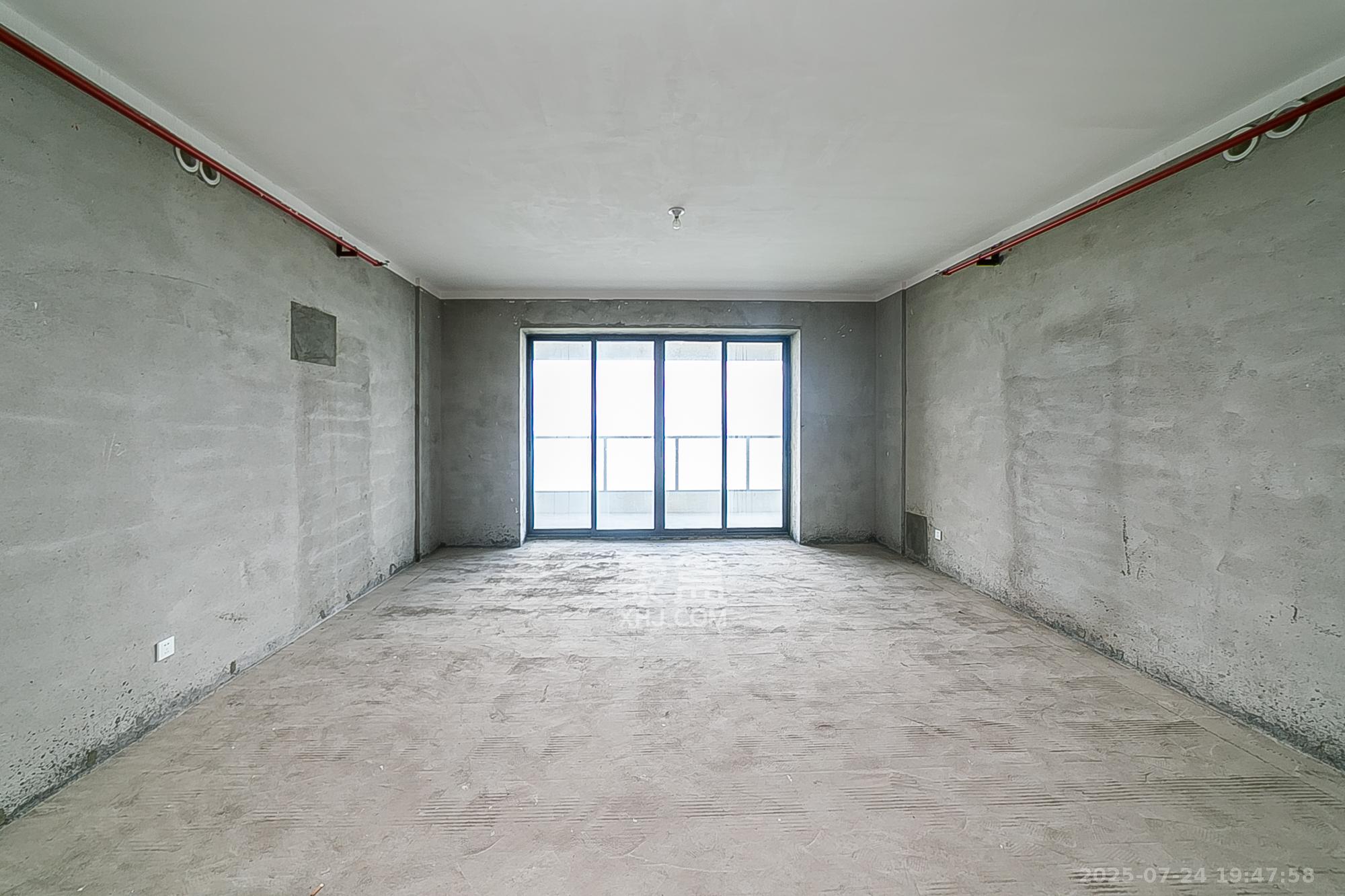 中建江山壹号  1室0厅0卫   520.00万