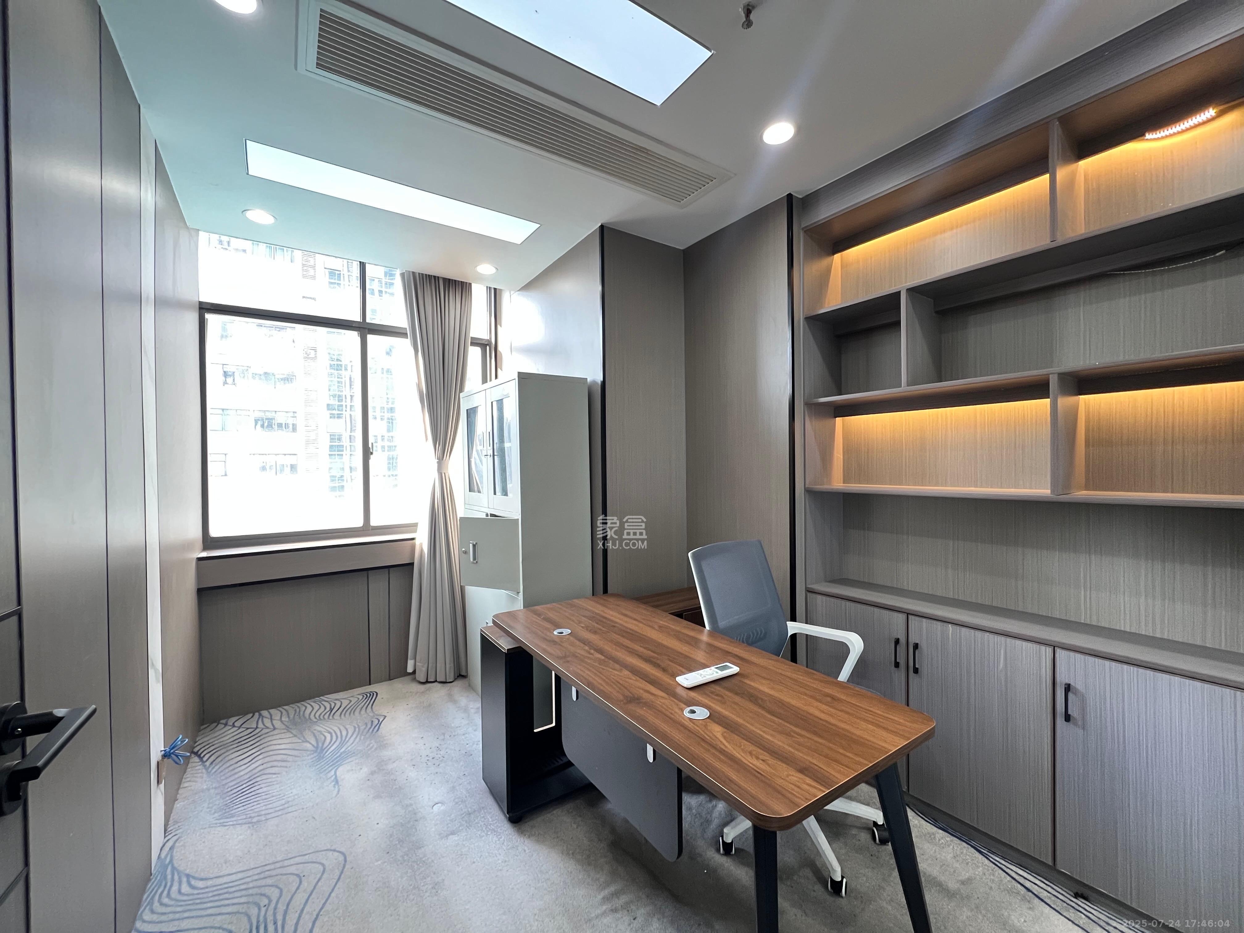 奥克斯广场   270.0㎡      15000.0元/月室内图