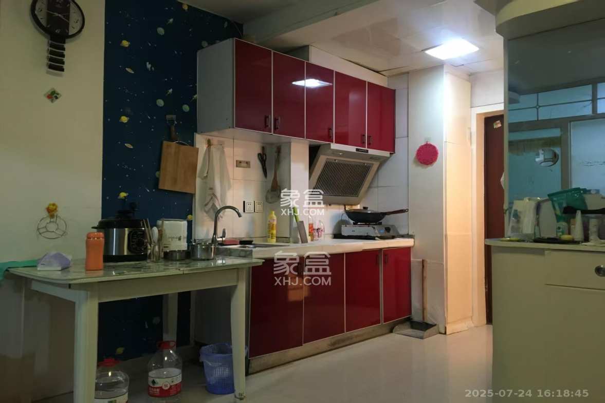 华府壹航线  1室1厅1卫    1600.0元/月 华府壹航线  1室1厅1卫    1600.0元/月室内图