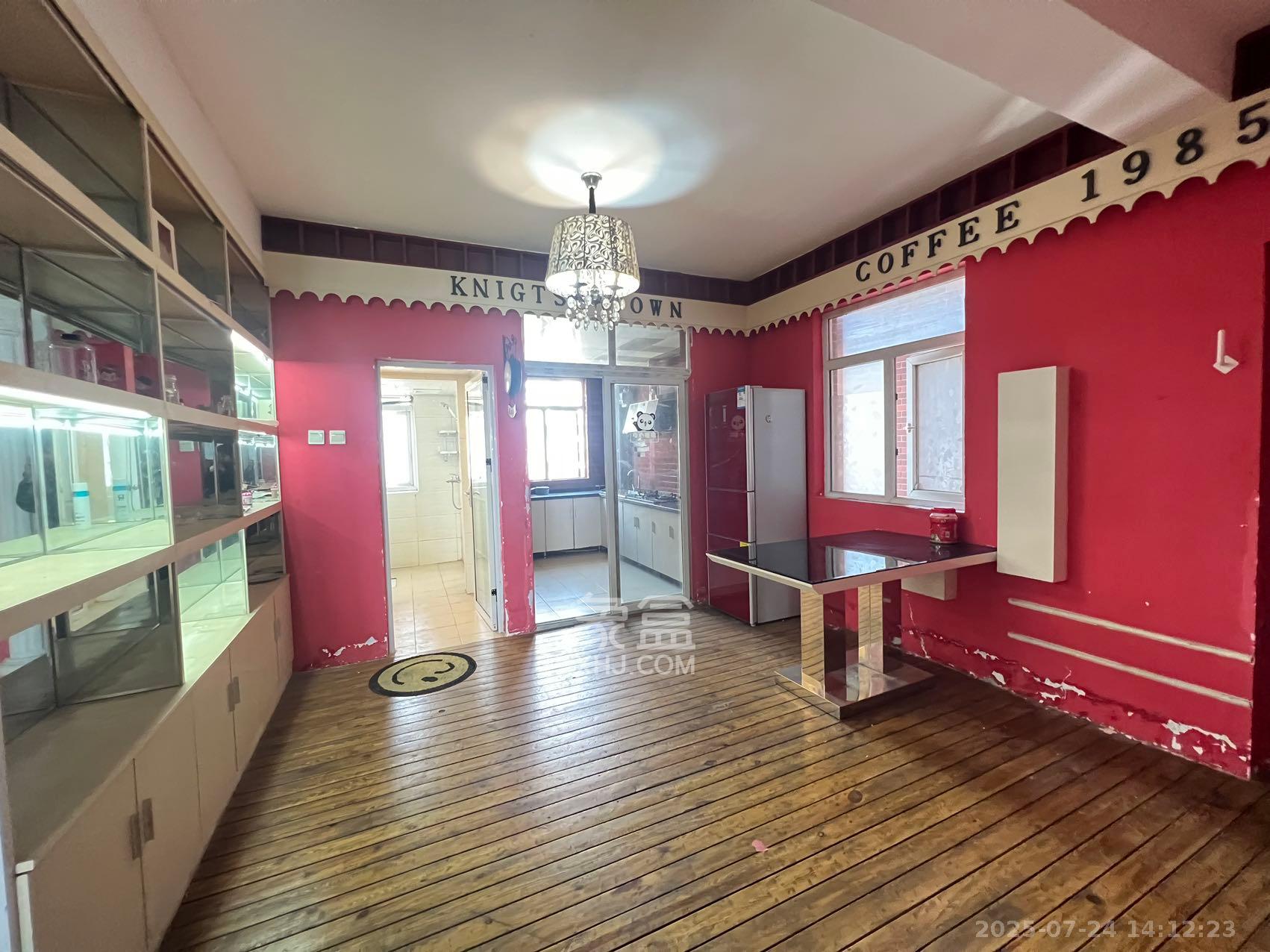 学府华庭  3室2厅1卫    2200.0元/月室内图