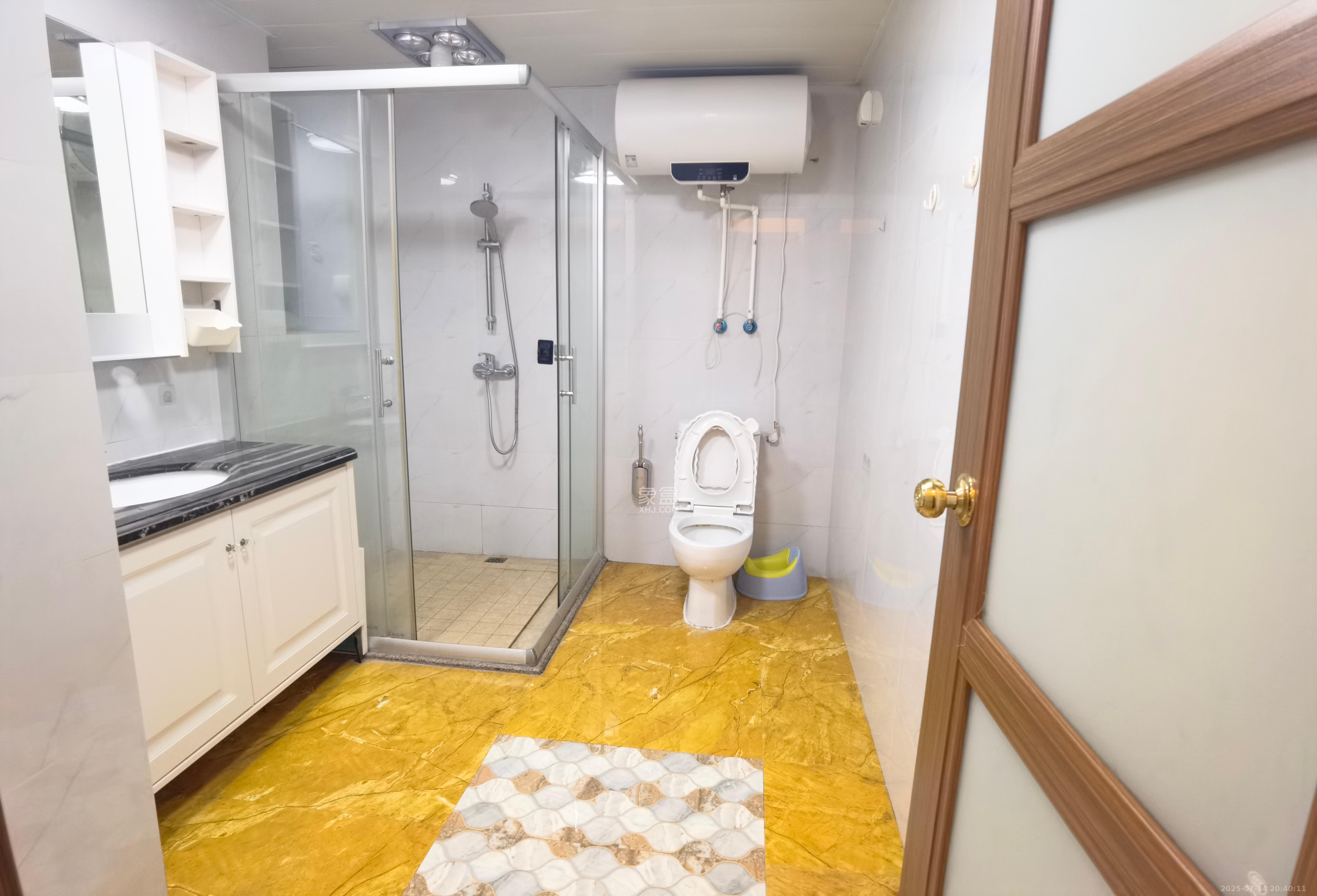 碧桂园威尼斯城  4室2厅2卫    4200.0元/月 碧桂园威尼斯城  4室2厅2卫    4200.0元/月室内图