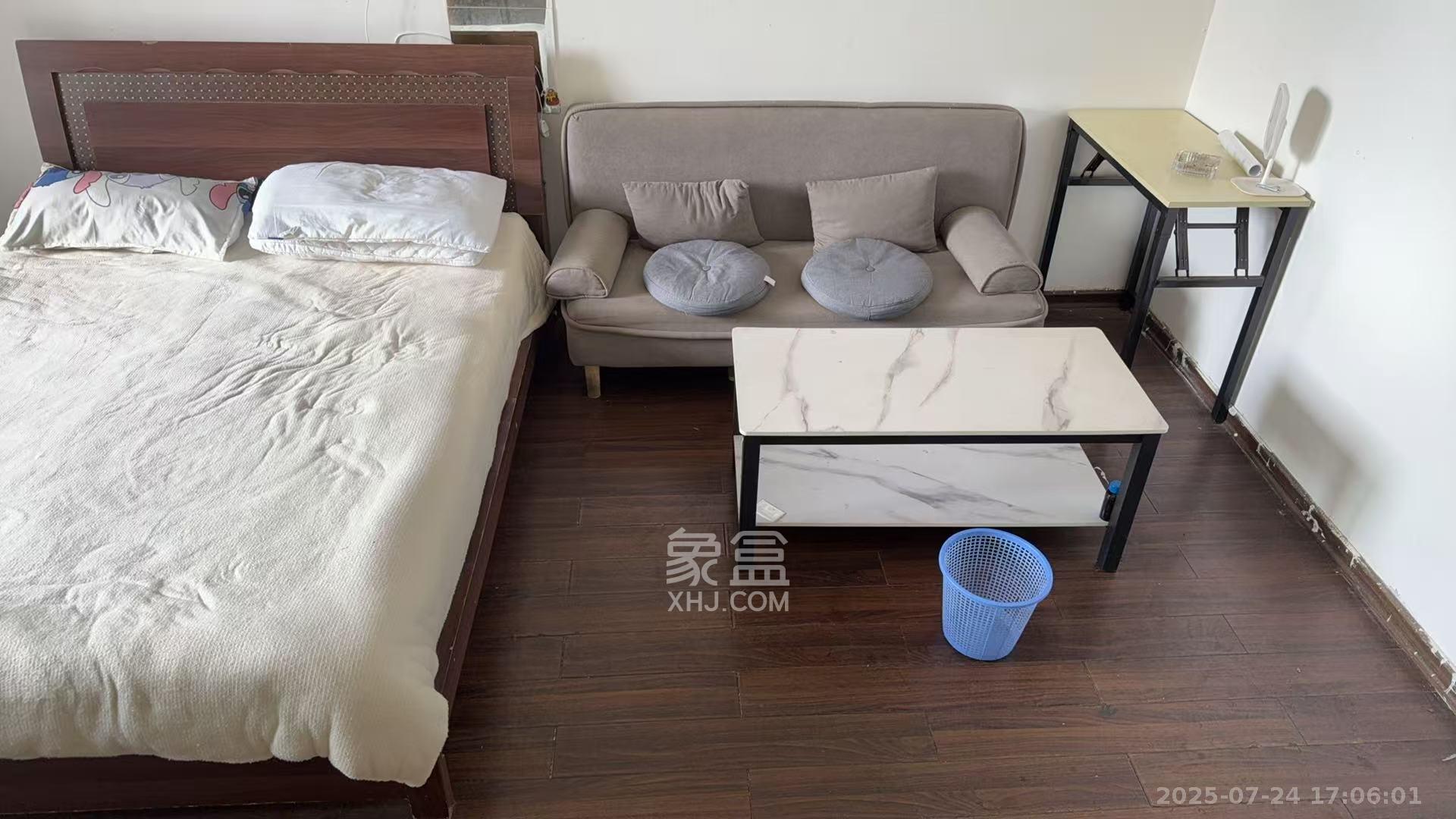 2076至高点 1室1厅1卫 1600.0元/月 2076至高点 1室1厅1卫 1600.0元/月室内图