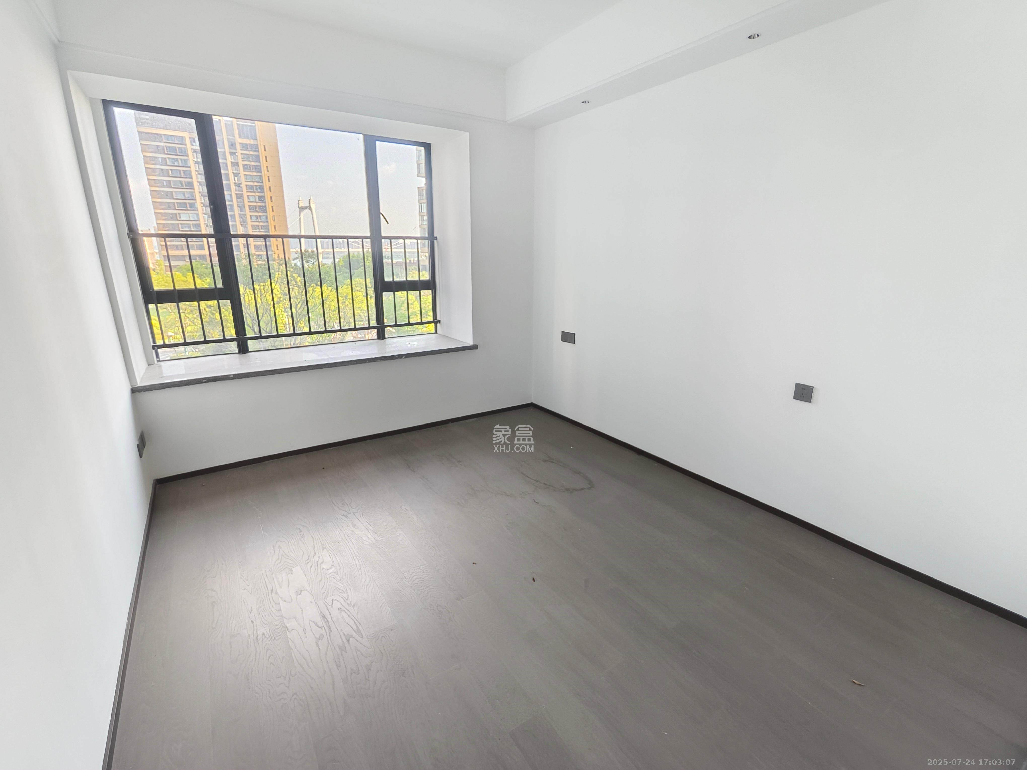 中欣楚天御府B区观澜 3室2厅2卫 4500.0元/月 中欣楚天御府B区观澜 3室2厅2卫 4500.0元/月室内图