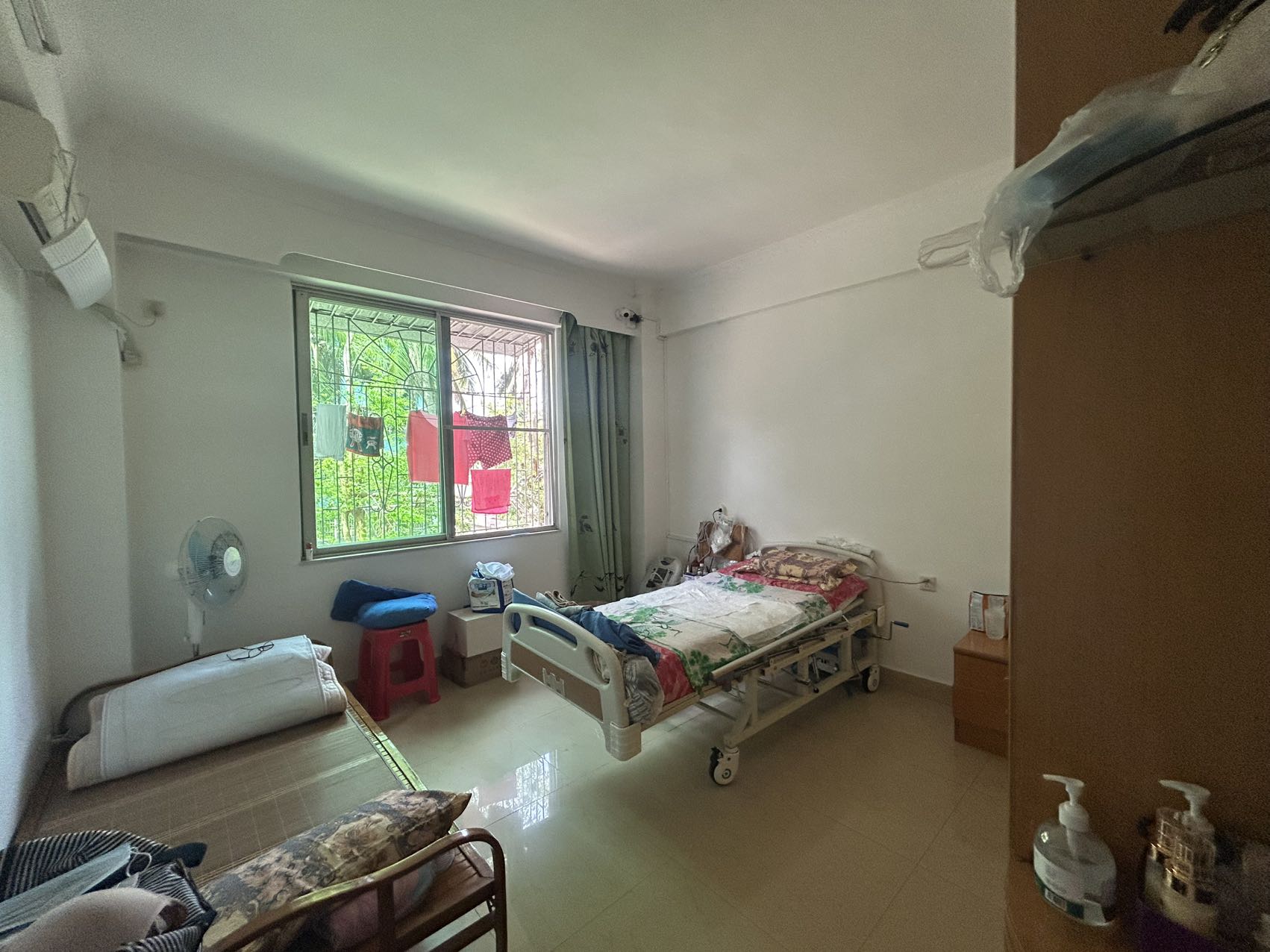 金湖小区 4室2厅2卫 110.0万 金湖小区 4室2厅2卫 110.0万室内图