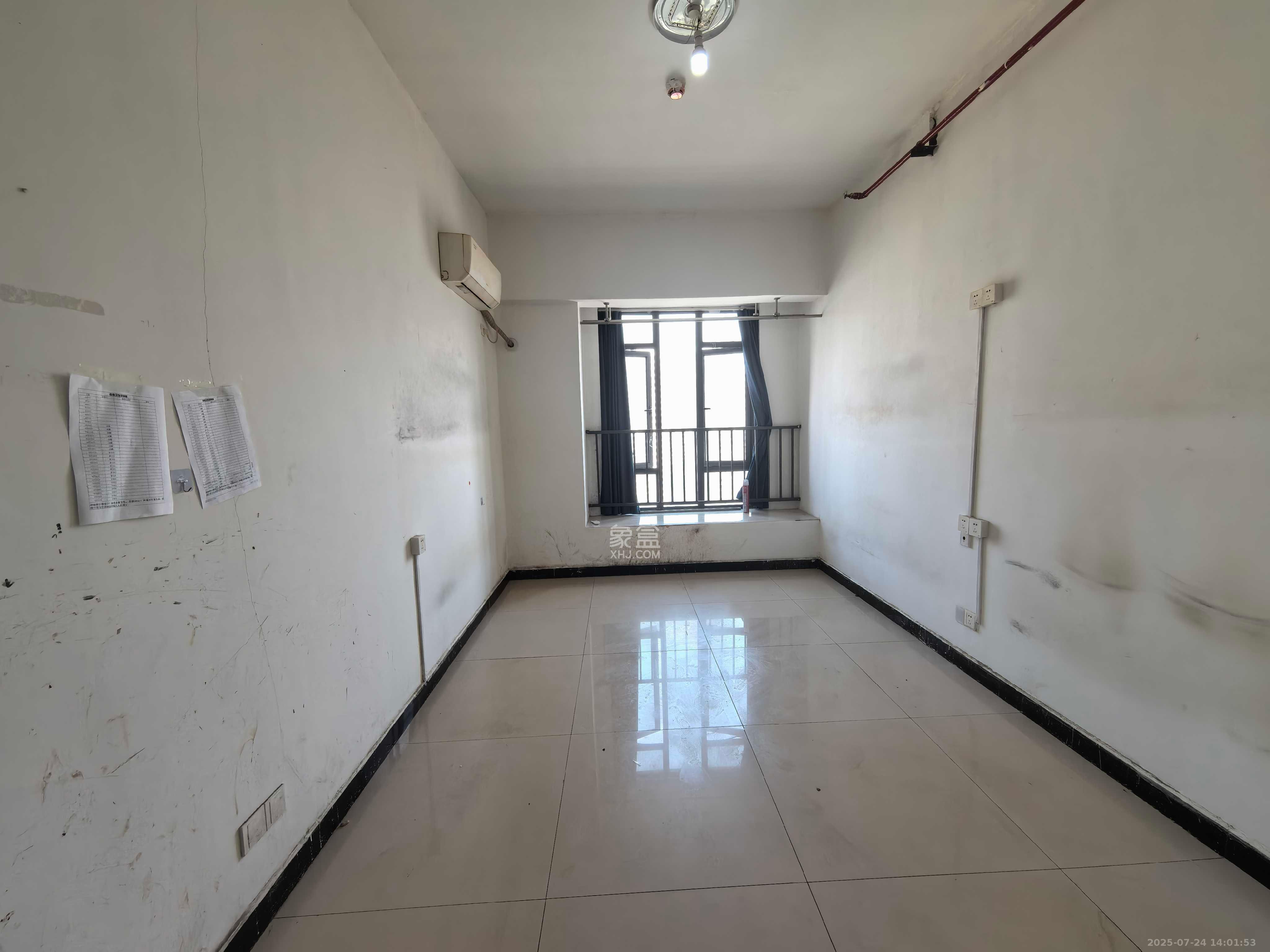 长沙高铁吾悦广场 1室1厅1卫 1100.0元/月 长沙高铁吾悦广场 1室1厅1卫 1100.0元/月室内图