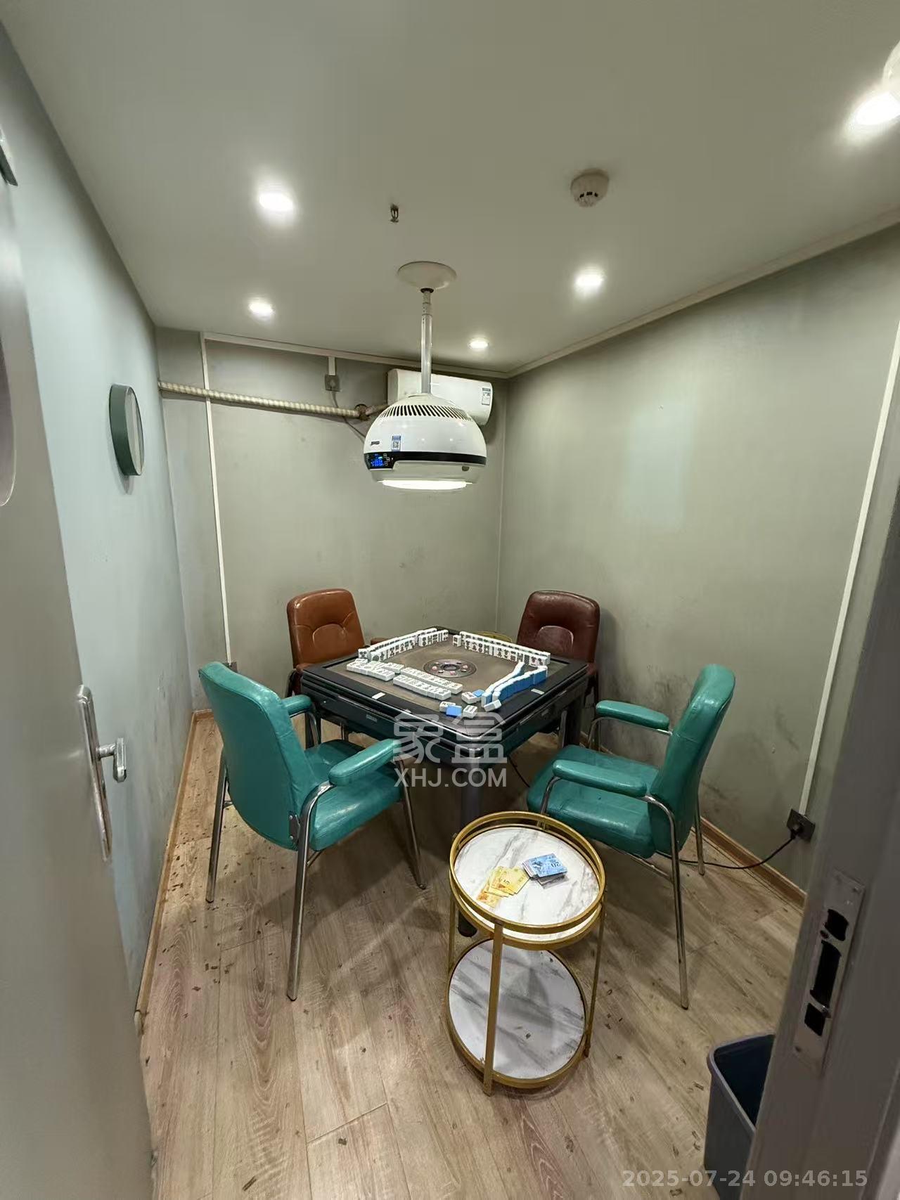 德思勤城市广场(宝格丽公寓)  4室0厅0卫    4000.0元/月 德思勤城市广场(宝格丽公寓)  4室0厅0卫    4000.0元/月室内图