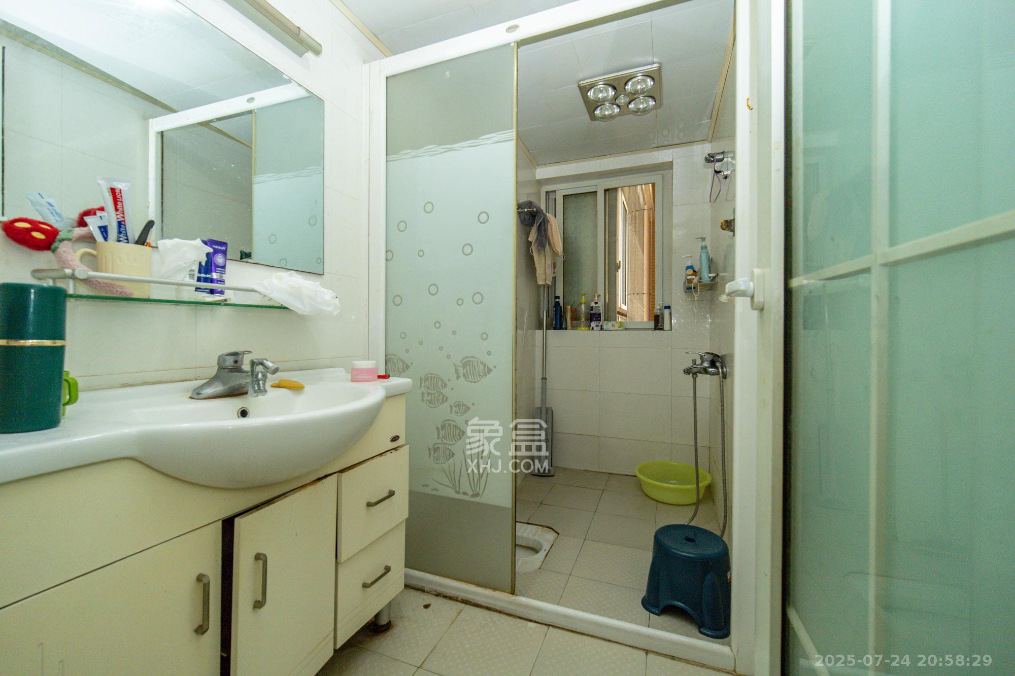 筑梦园  3室2厅2卫    98.0万 筑梦园  3室2厅2卫    98.0万卫生间