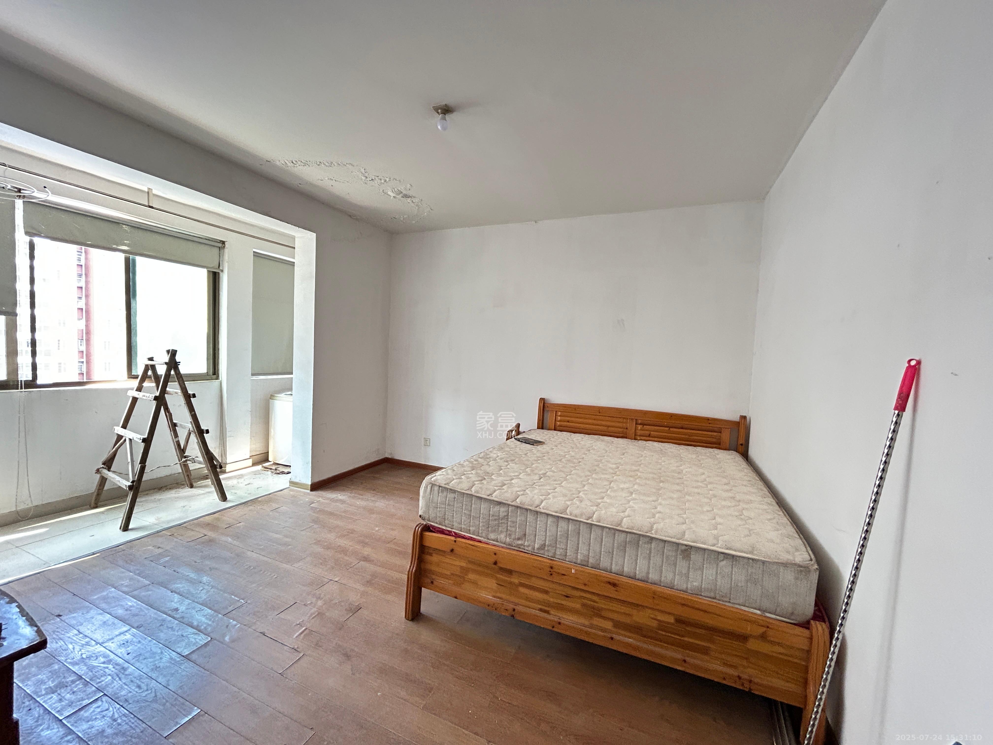 旺佳园 3室2厅2卫 2200.0元/月 旺佳园 3室2厅2卫 2200.0元/月室内图