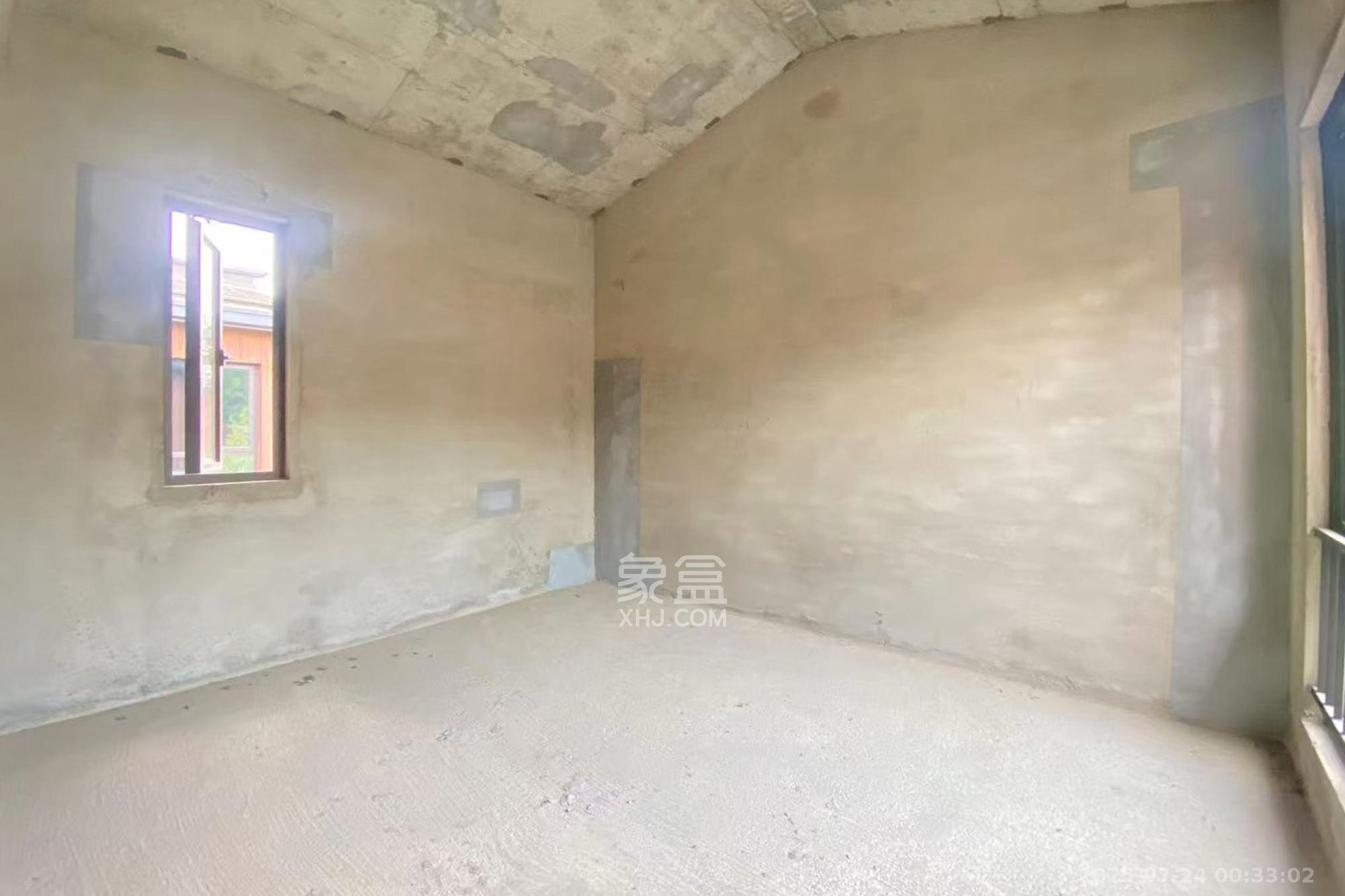 长沙院子 5室3厅3卫 258.0万 长沙院子 5室3厅3卫 258.0万其他