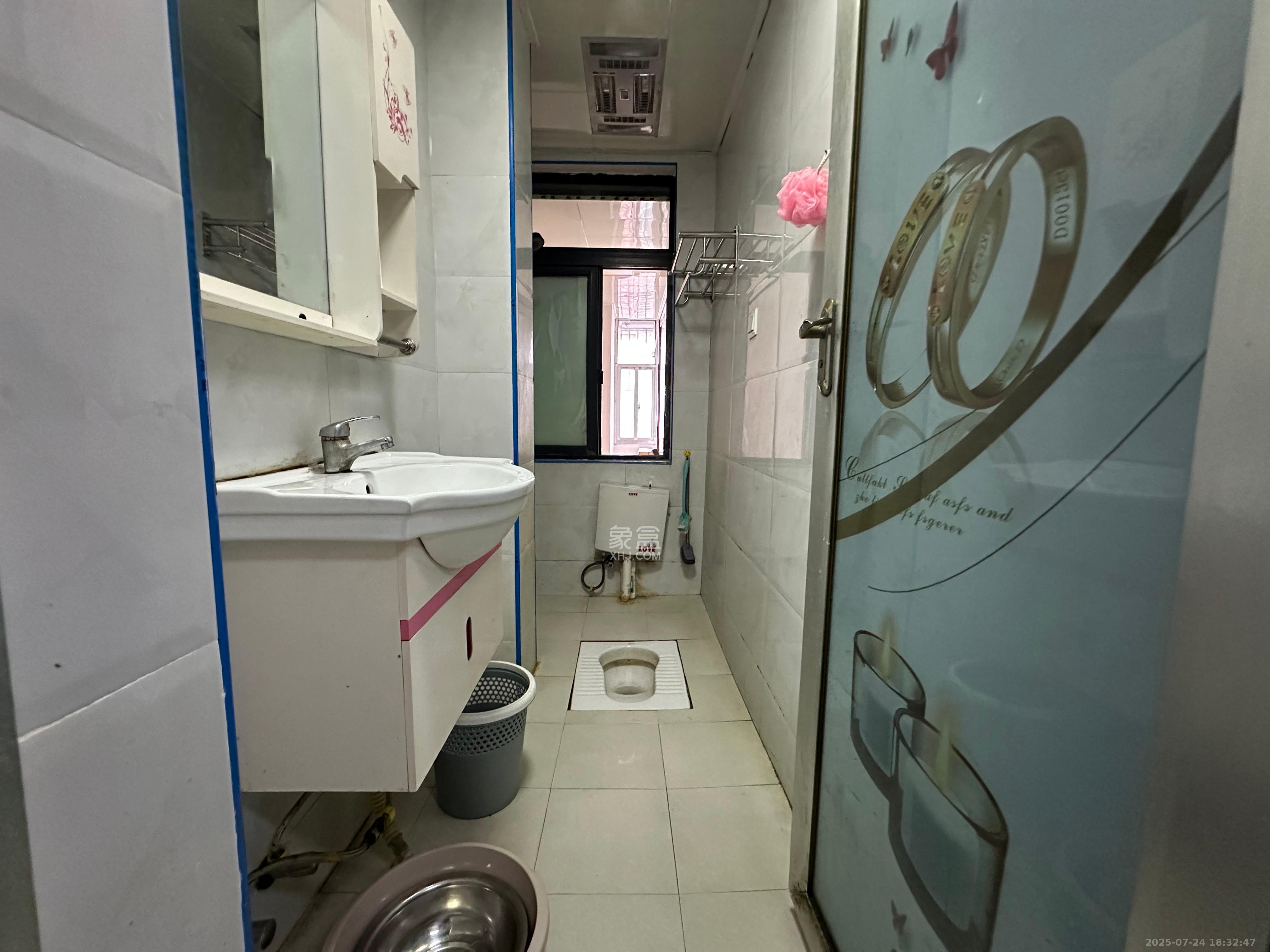 红树湾  1室1厅1卫   1200.00元/月室内图