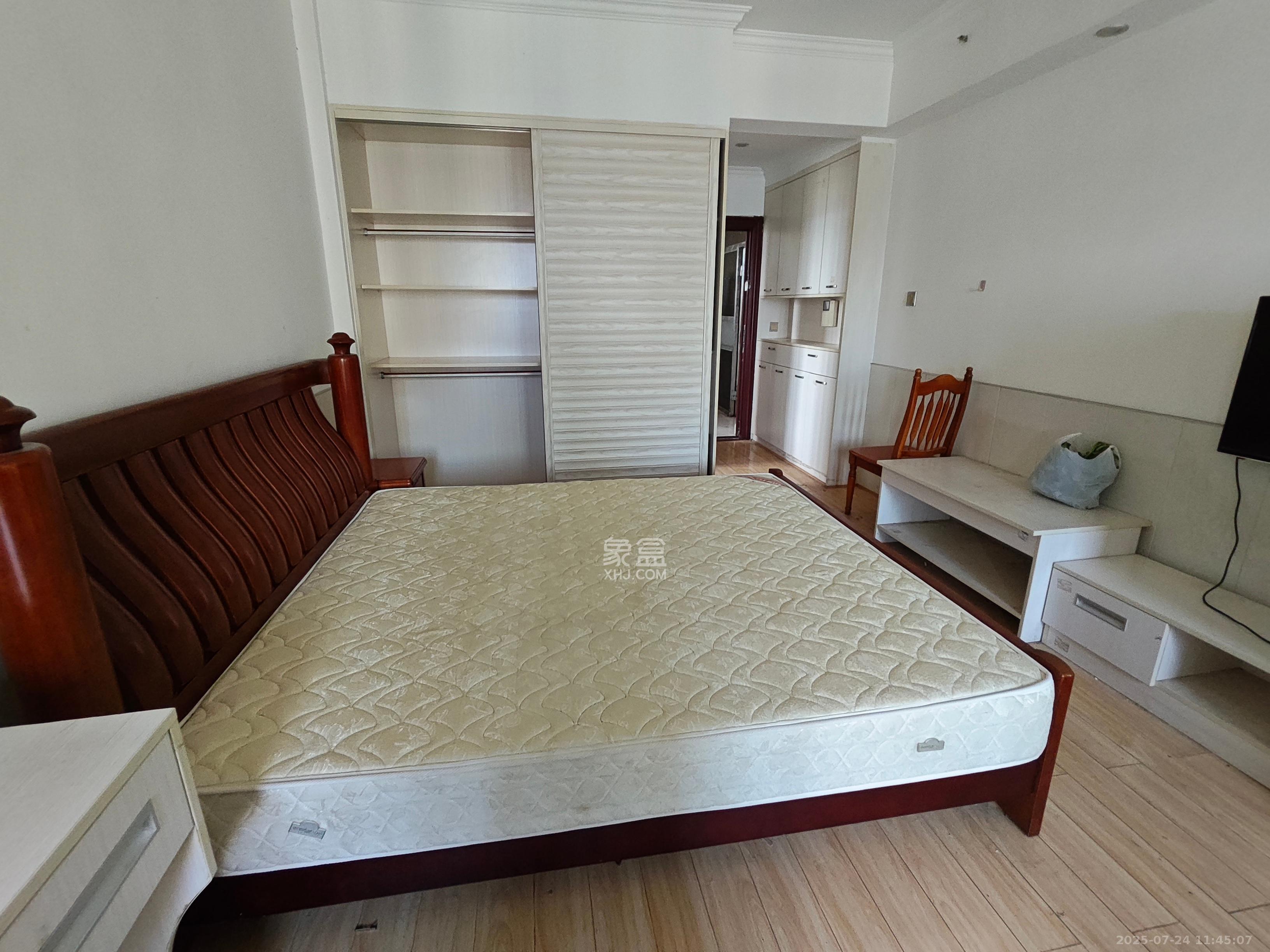 同鑫家园 1室1厅1卫 1500.0元/月 同鑫家园 1室1厅1卫 1500.0元/月室内图