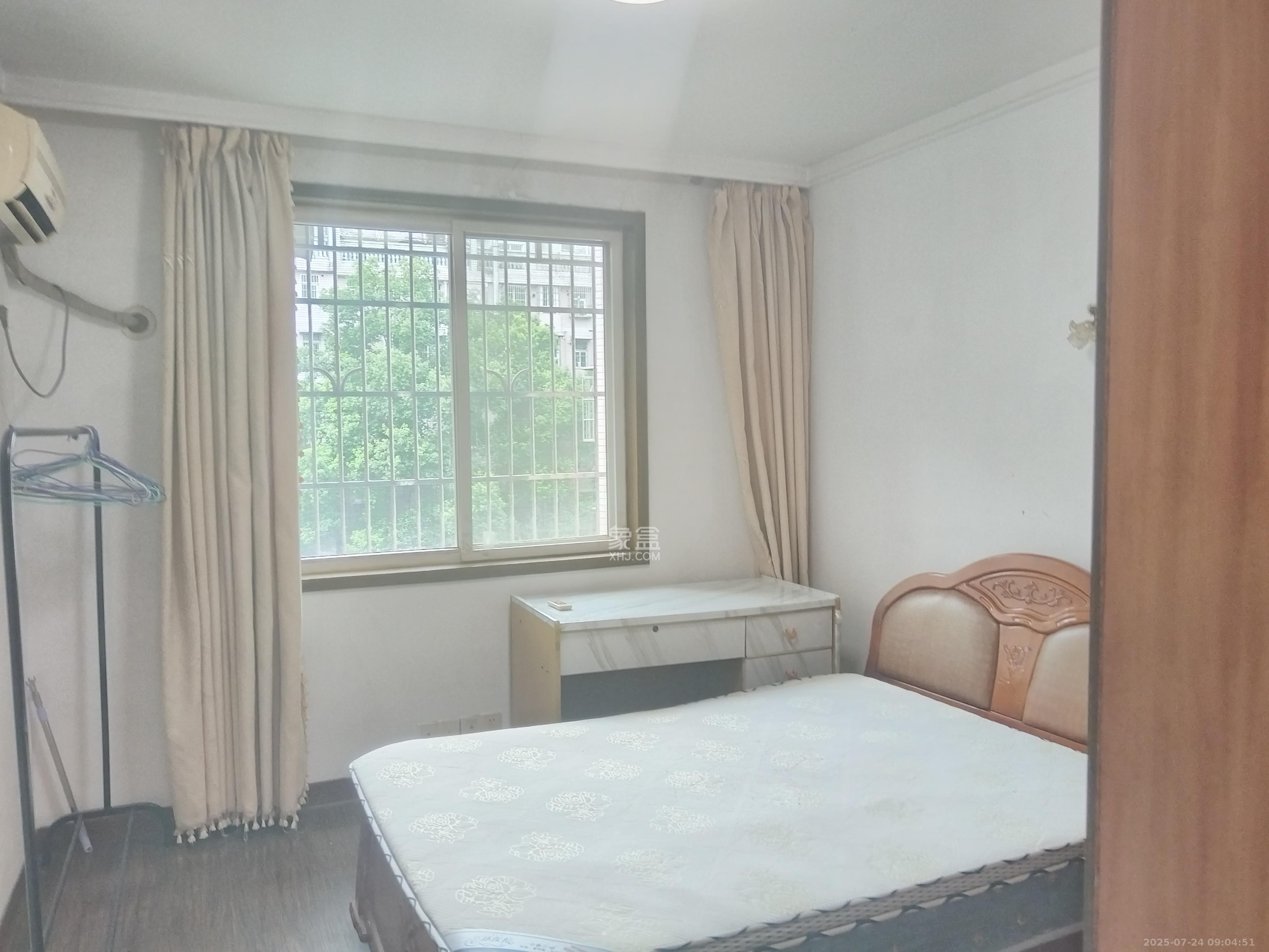 枫林二路工商银行宿舍  3室2厅1卫    1800.0元/月室内图