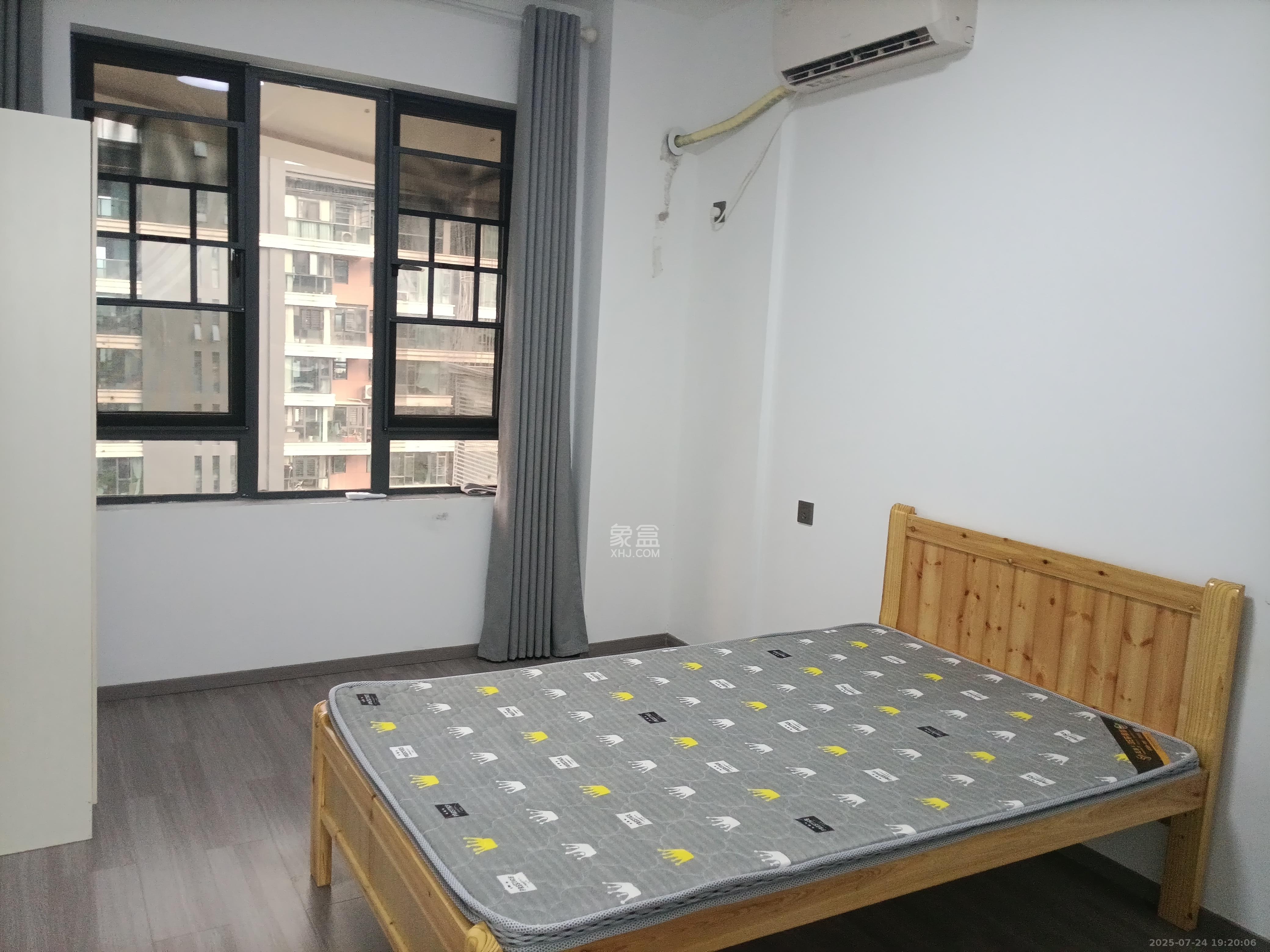 福天星中心(福天星雅苑)  4室2厅2卫    4500.0元/月 福天星中心(福天星雅苑)  4室2厅2卫    4500.0元/月室内图