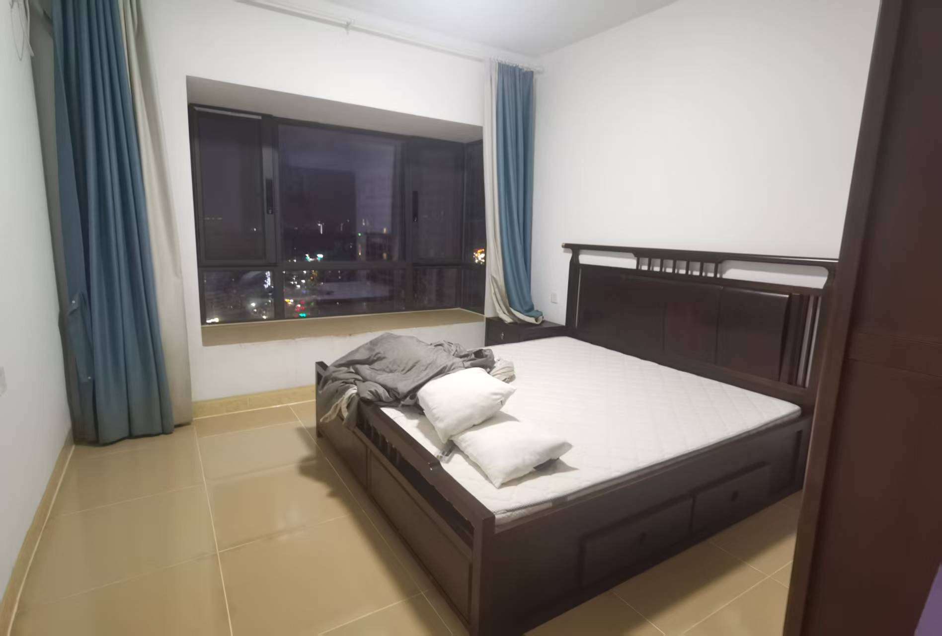 天德园  3室2厅1卫    2800.0元/月 天德园  3室2厅1卫    2800.0元/月室内图