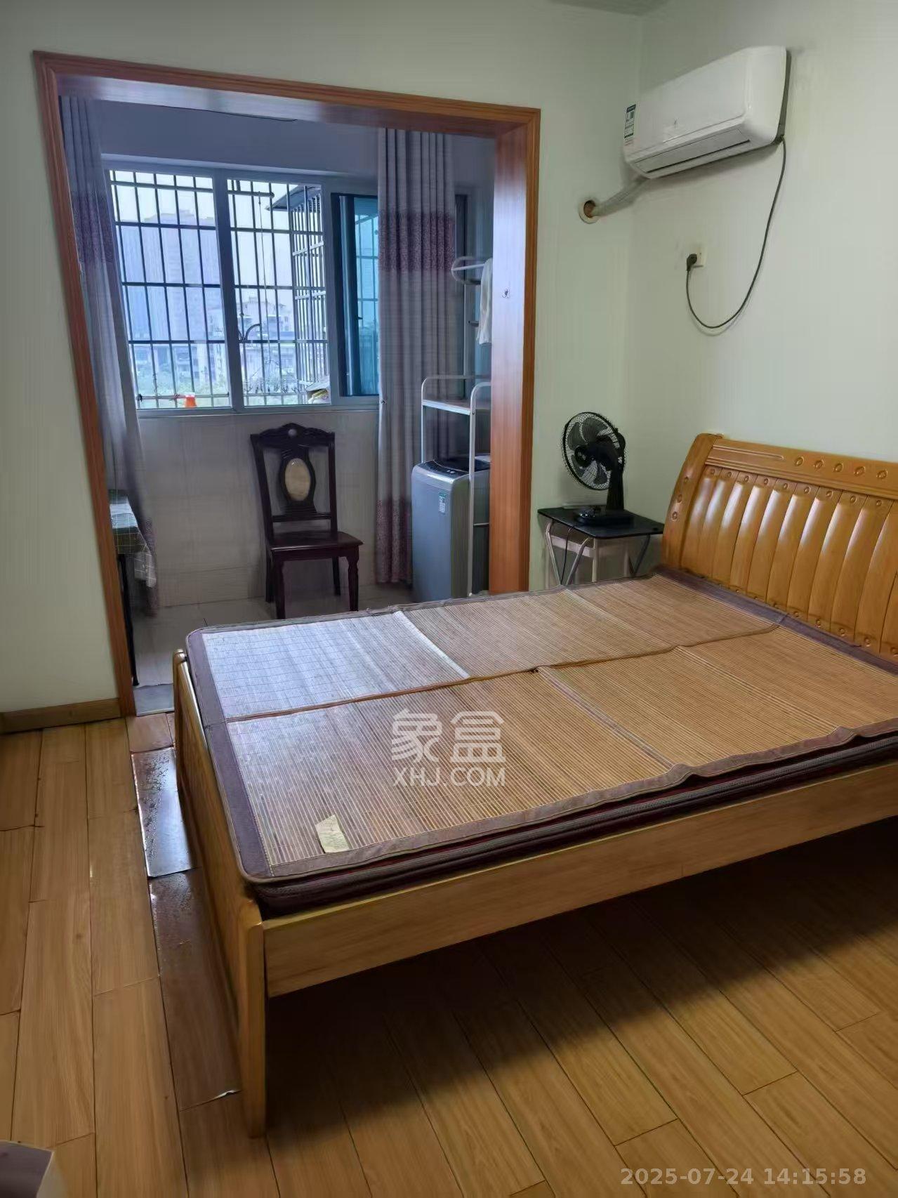 湘仪家园  3室2厅2卫    2180.0元/月 湘仪家园  3室2厅2卫    2180.0元/月