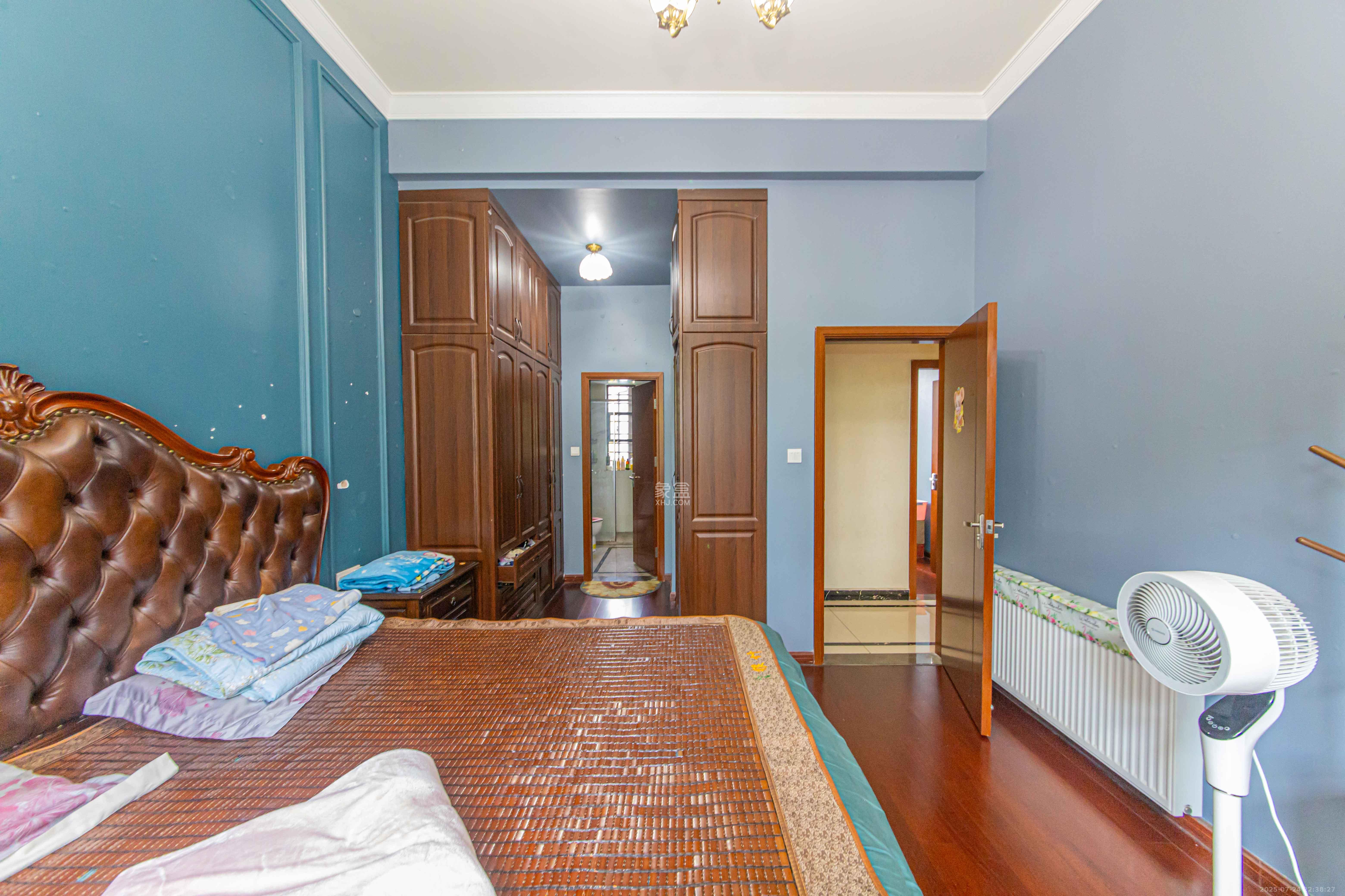 中海新城熙岸(中信新城五期) 4室2厅2卫 170.0万 中海新城熙岸(中信新城五期) 4室2厅2卫 170.0万卧室