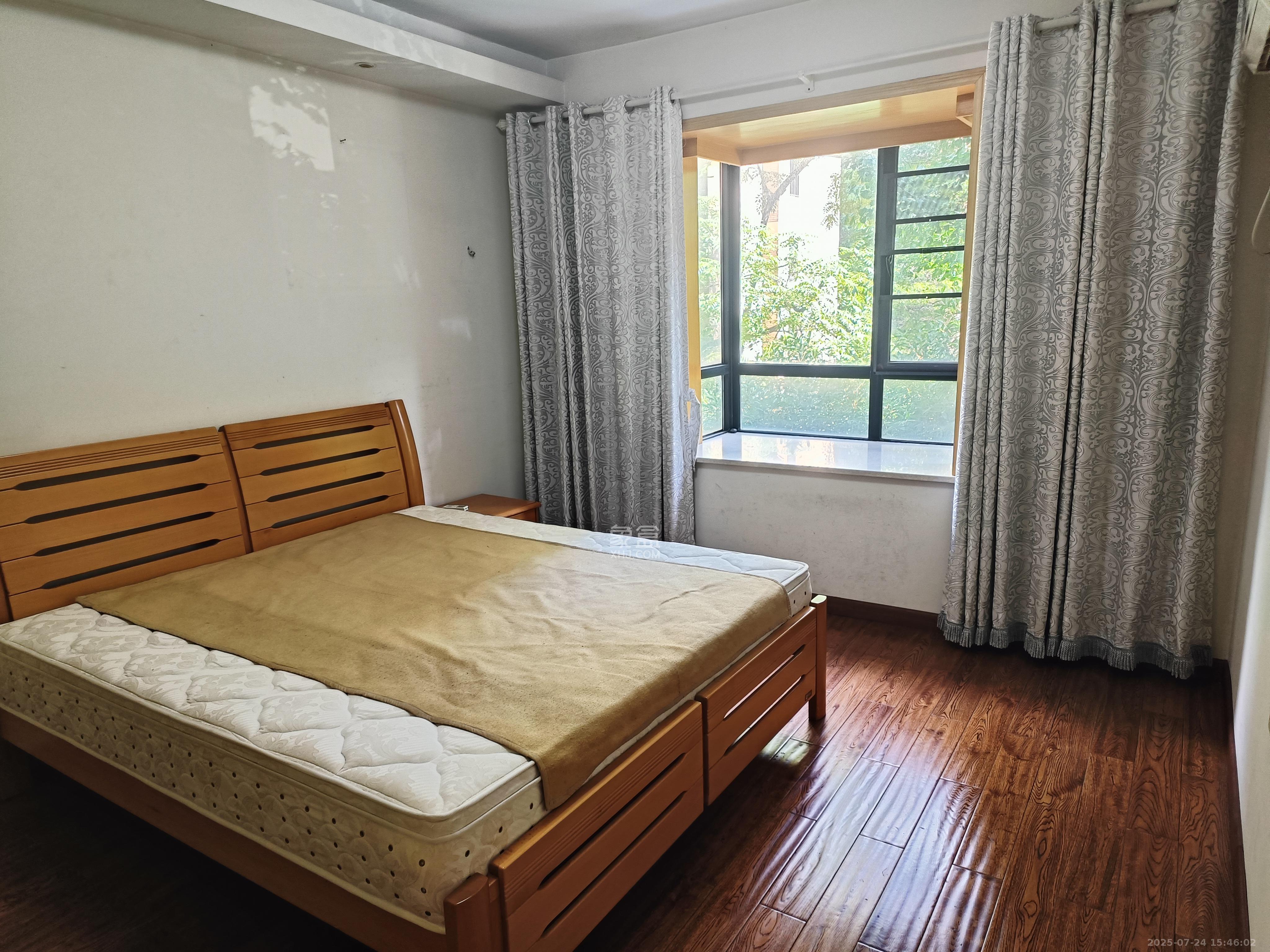 三江花中城 3室2厅2卫 2800.0元/月 三江花中城 3室2厅2卫 2800.0元/月室内图