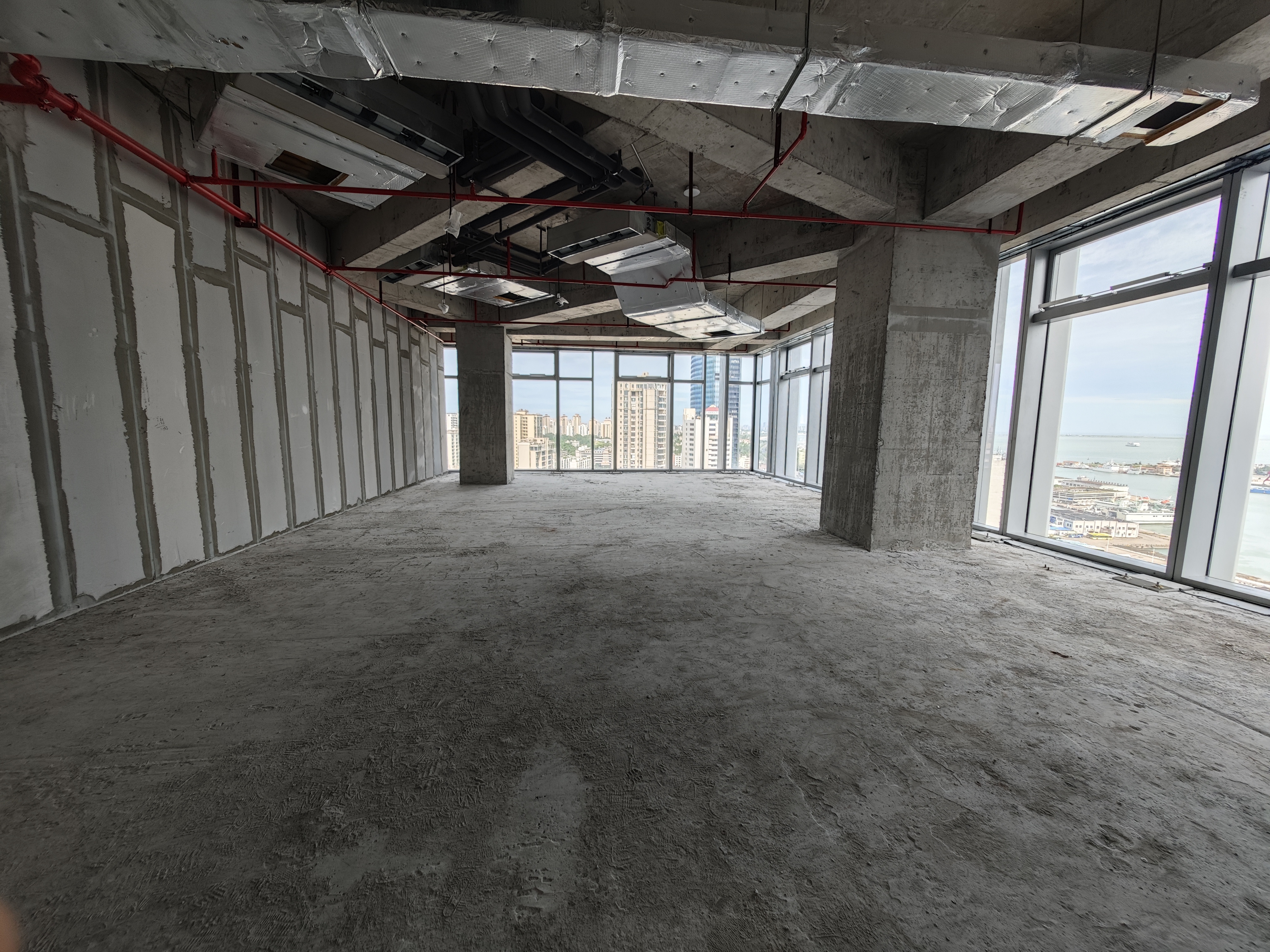 招商局大厦   180.5㎡      10800.0元/月室内图