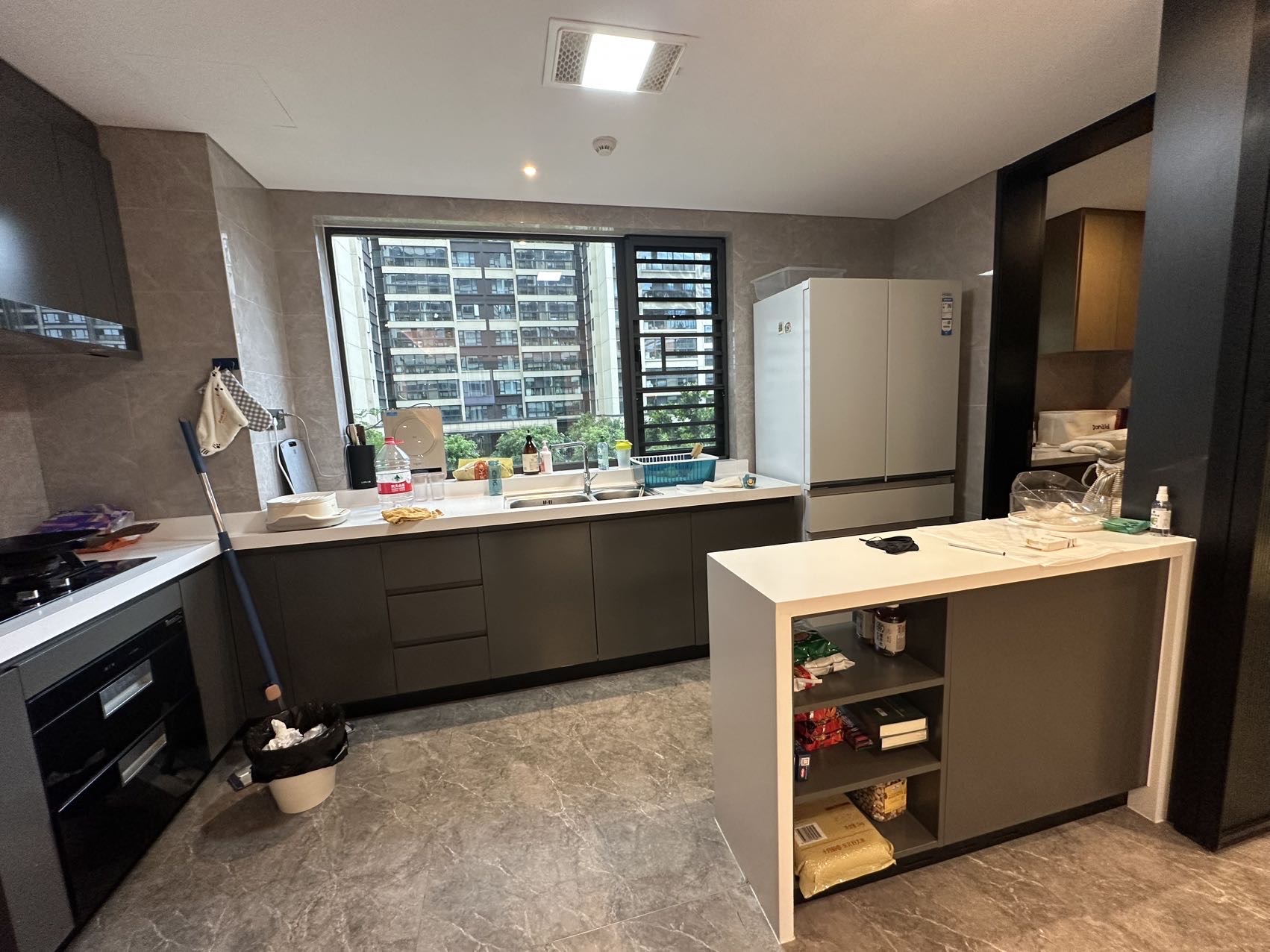 仁恒海棠公园(二期) 3室2厅2卫 398.0万 仁恒海棠公园(二期) 3室2厅2卫 398.0万客厅