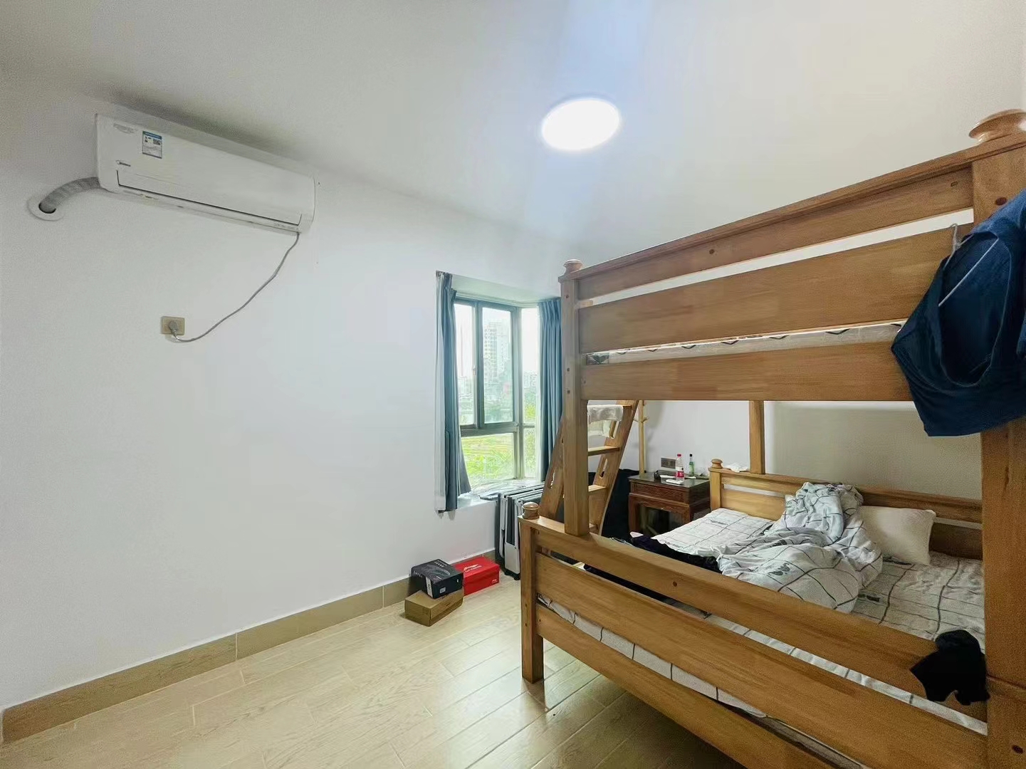 河琴湾温泉别墅  5室2厅3卫   16800.00元/月室内图