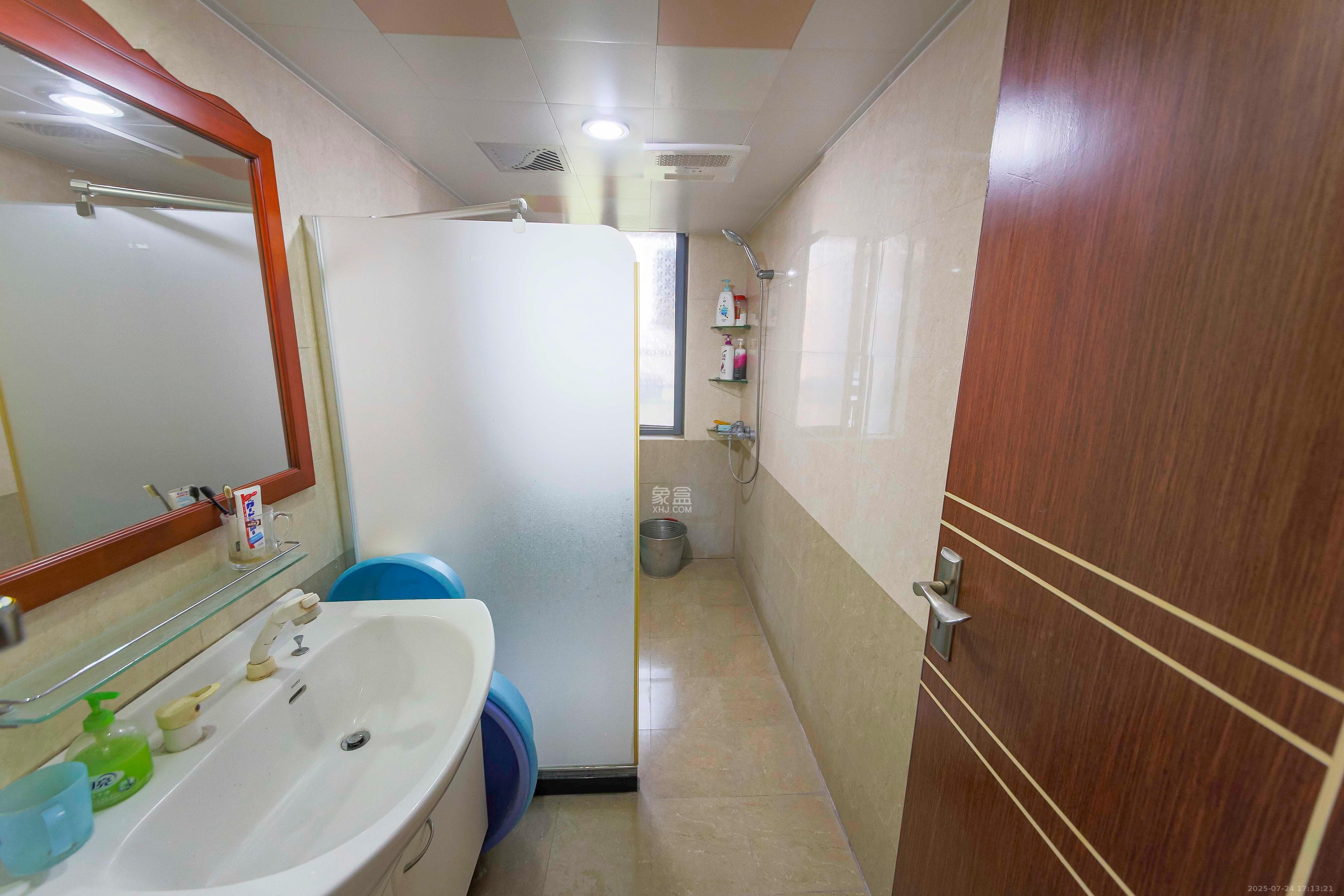 奥林匹克花园 3室2厅2卫 3200.0元/月 奥林匹克花园 3室2厅2卫 3200.0元/月室内图