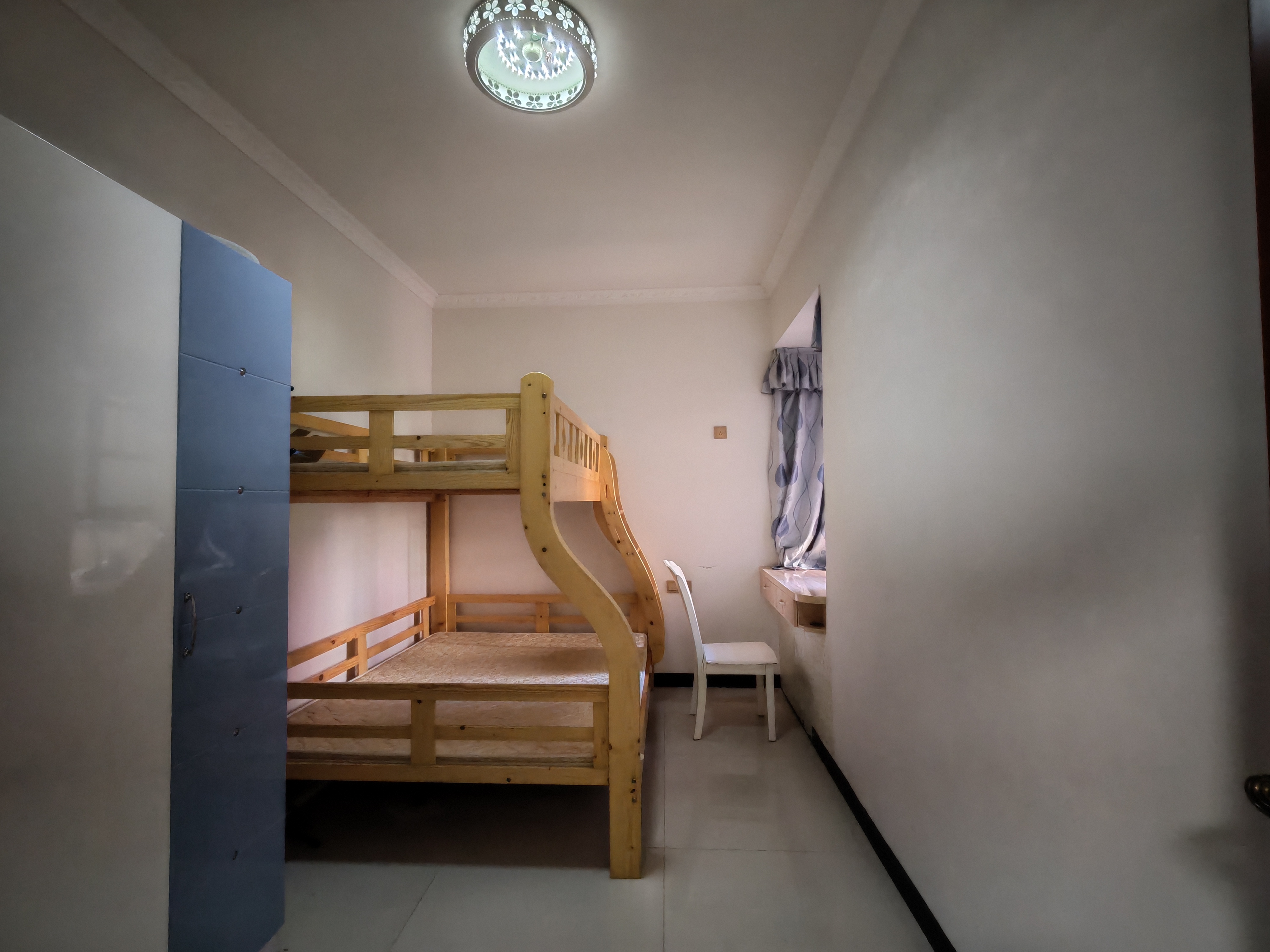 百弘学府城 3室2厅2卫 1600.0元/月 百弘学府城 3室2厅2卫 1600.0元/月室内图